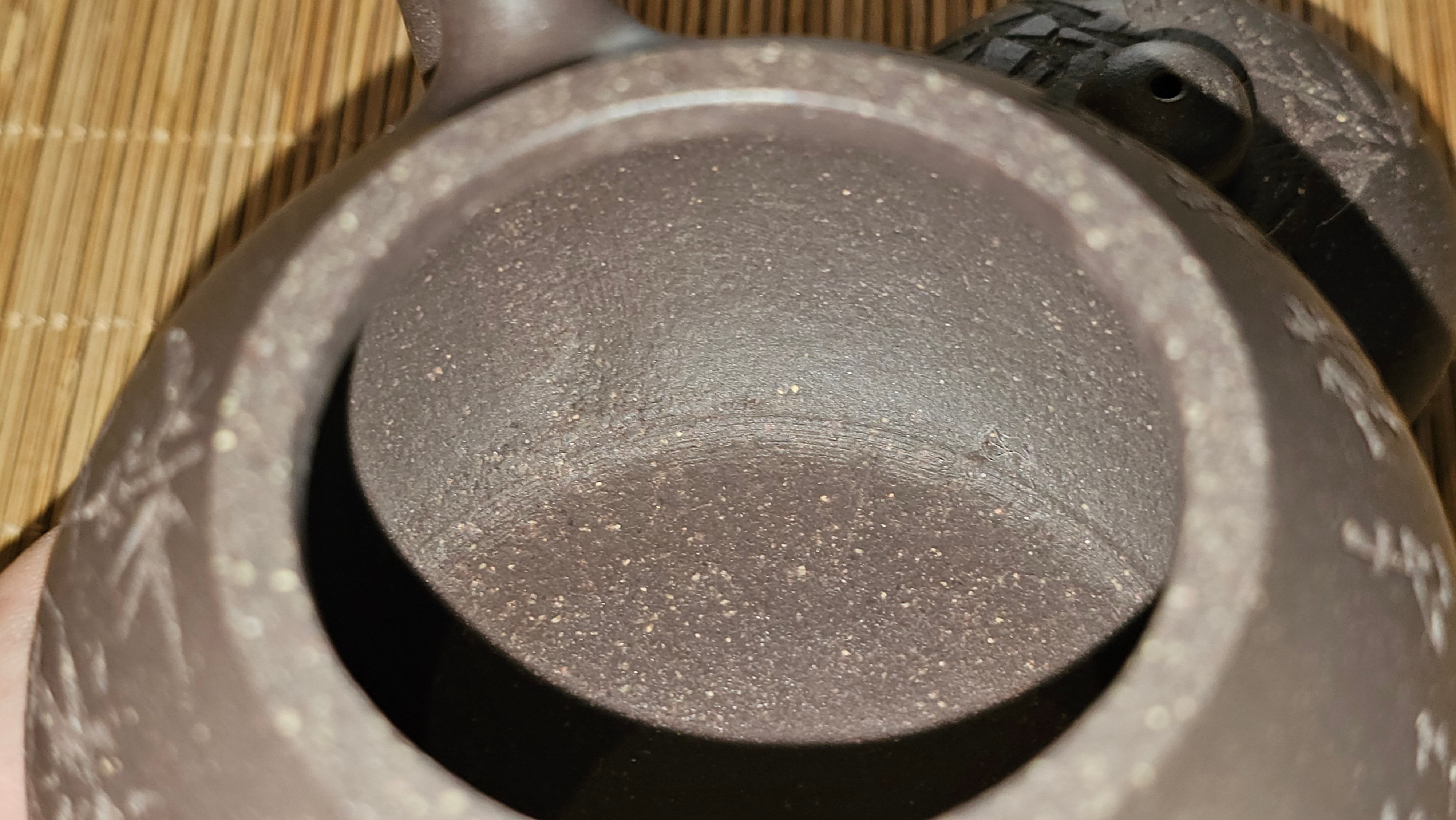 Du Zhi Hu《笃志壶》, 174.6ml, Hei Zi Ni 黑紫泥, by our Craftsman Zhang Huan 张欢, Calligraphy and Bamboo Engraving by Craftsman Yi Cheng 逸成 ~ Congratulations to Mr T.N.! 2229hrs 8th August 2025, Mississauga, Canada🇨🇦!