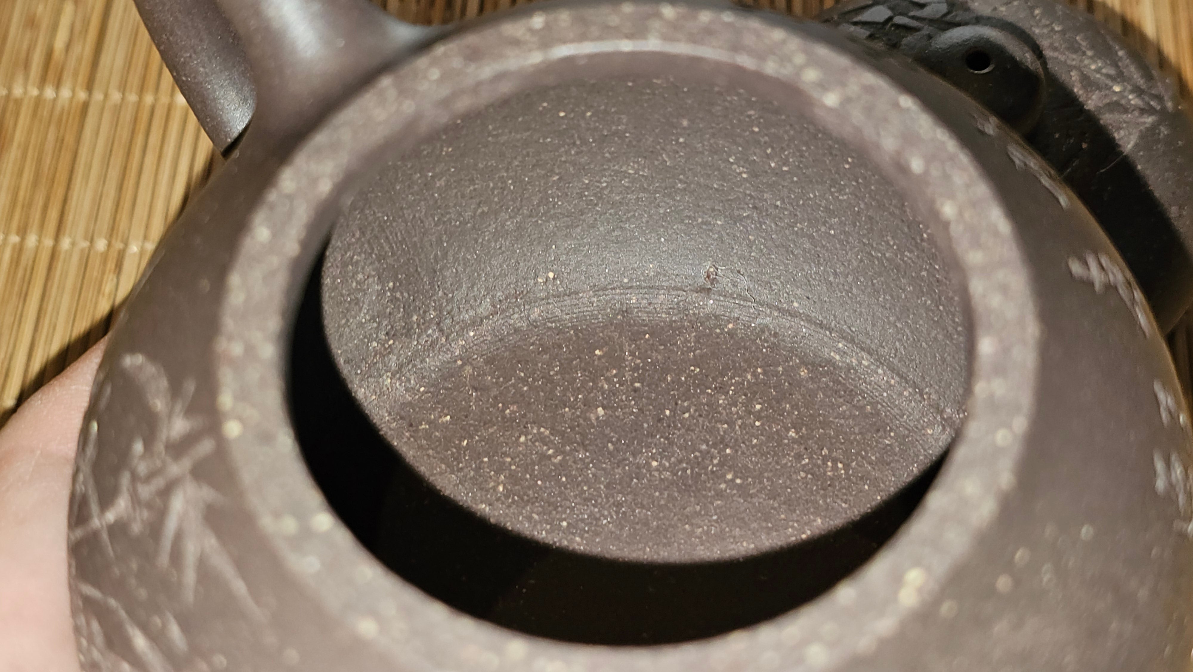 Du Zhi Hu《笃志壶》, 174.6ml, Hei Zi Ni 黑紫泥, by our Craftsman Zhang Huan 张欢, Calligraphy and Bamboo Engraving by Craftsman Yi Cheng 逸成 ~ Congratulations to Mr T.N.! 2229hrs 8th August 2025, Mississauga, Canada🇨🇦!