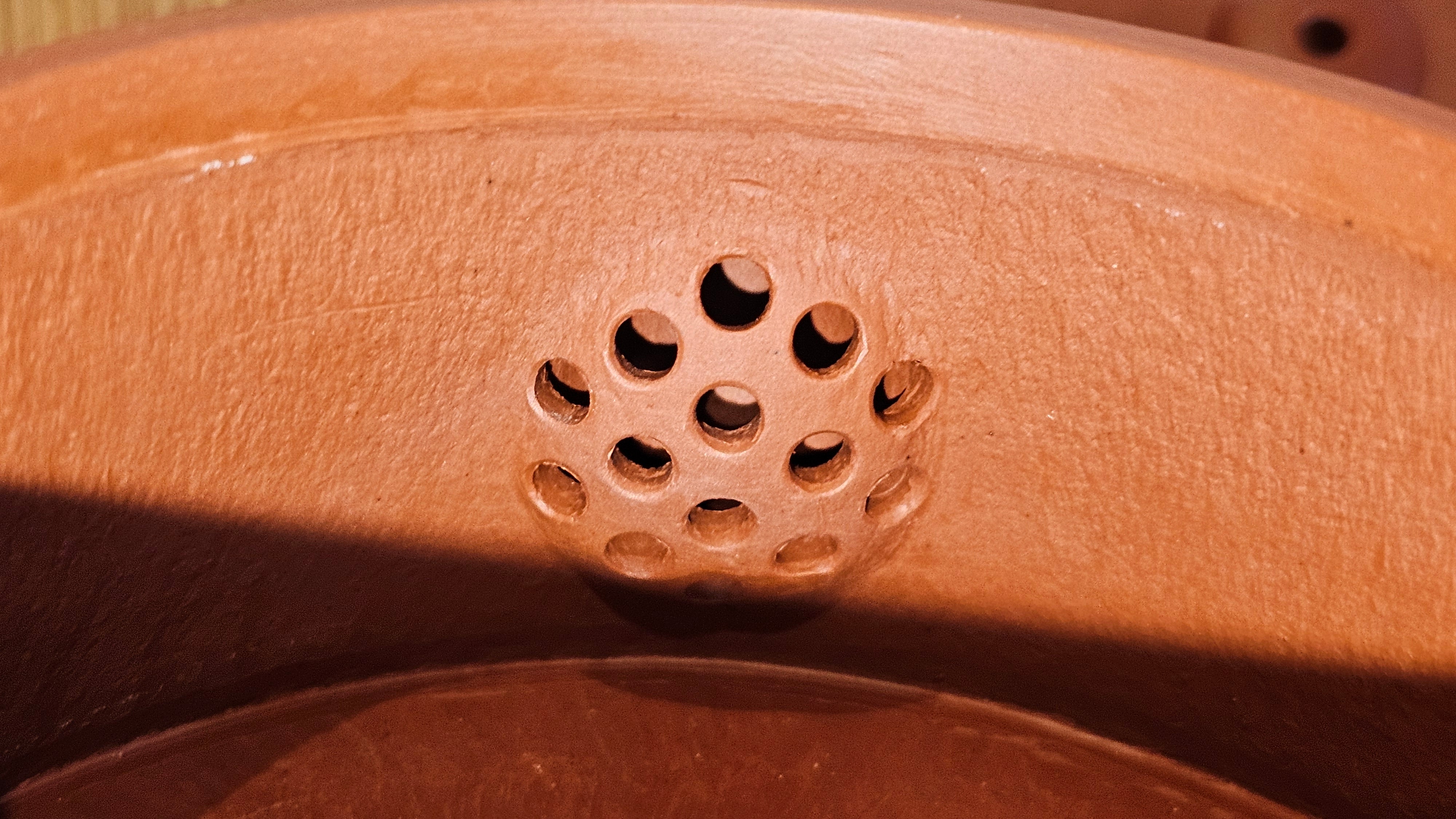 Yun Zhu 云柱 "Pillar of the Heavens", 138.1ml, Xiao Mei Yao Zhu Ni, by our Collaborative Craftsman Wang Hui 王慧 ~ "梅开五福" and Plum Blossoms Engraving by Craftsman Yi De Shu 一德书 ~ Congratulations to!Tea Sommr A.M., 1238hrs 16th August 2025, Padua, Italy🇮🇹!