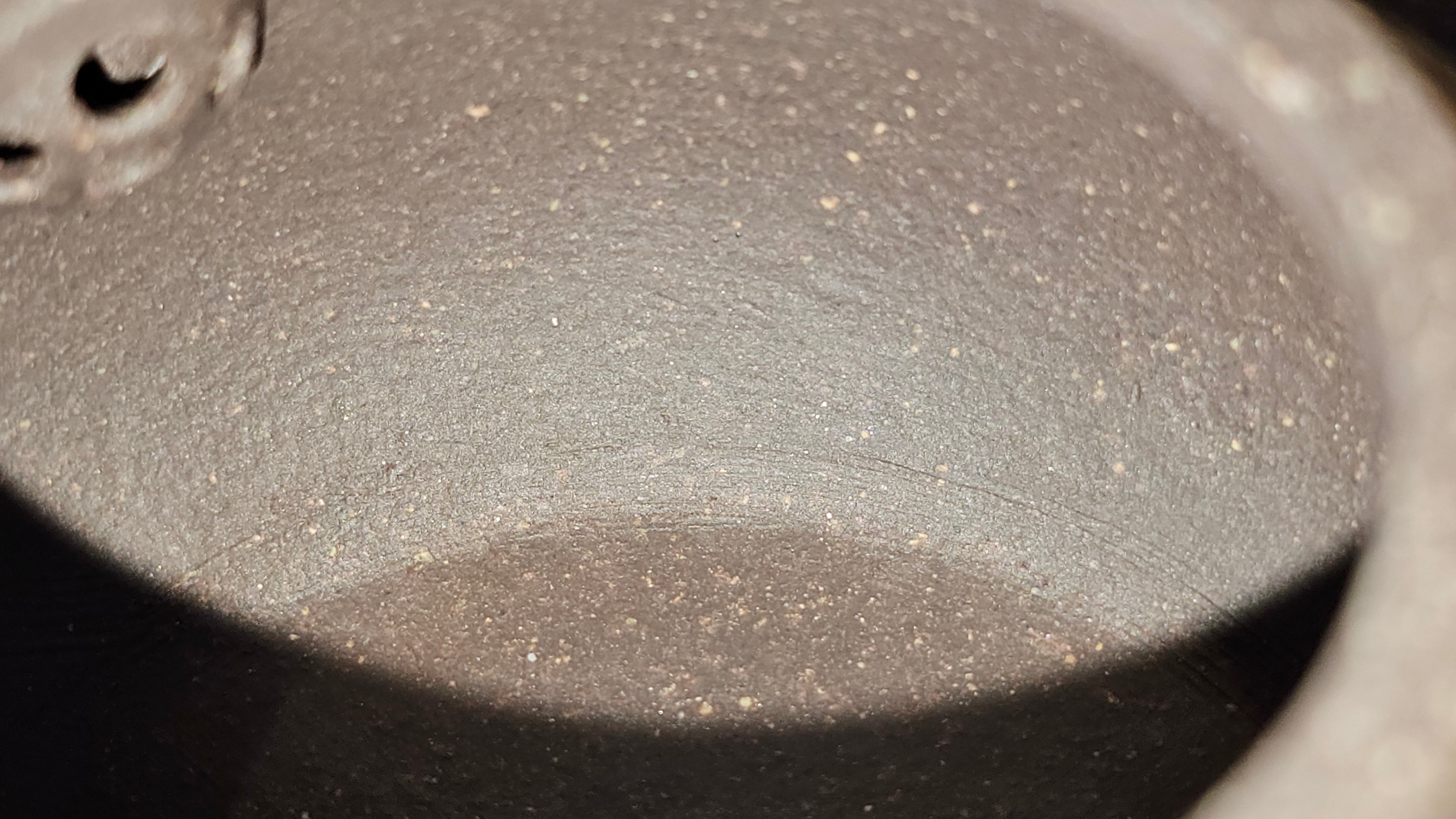 Du Zhi Hu《笃志壶》, 173.8ml, Hei Zi Ni 黑紫泥, by our Craftsman Zhang Huan 张欢, Calligraphy and Plum Blossoms Engraving by Craftsman Yi Cheng 逸成 ~!Congratulations to Ms J.C.! 0347hrs 9th August 2025, Los Angeles, CA.