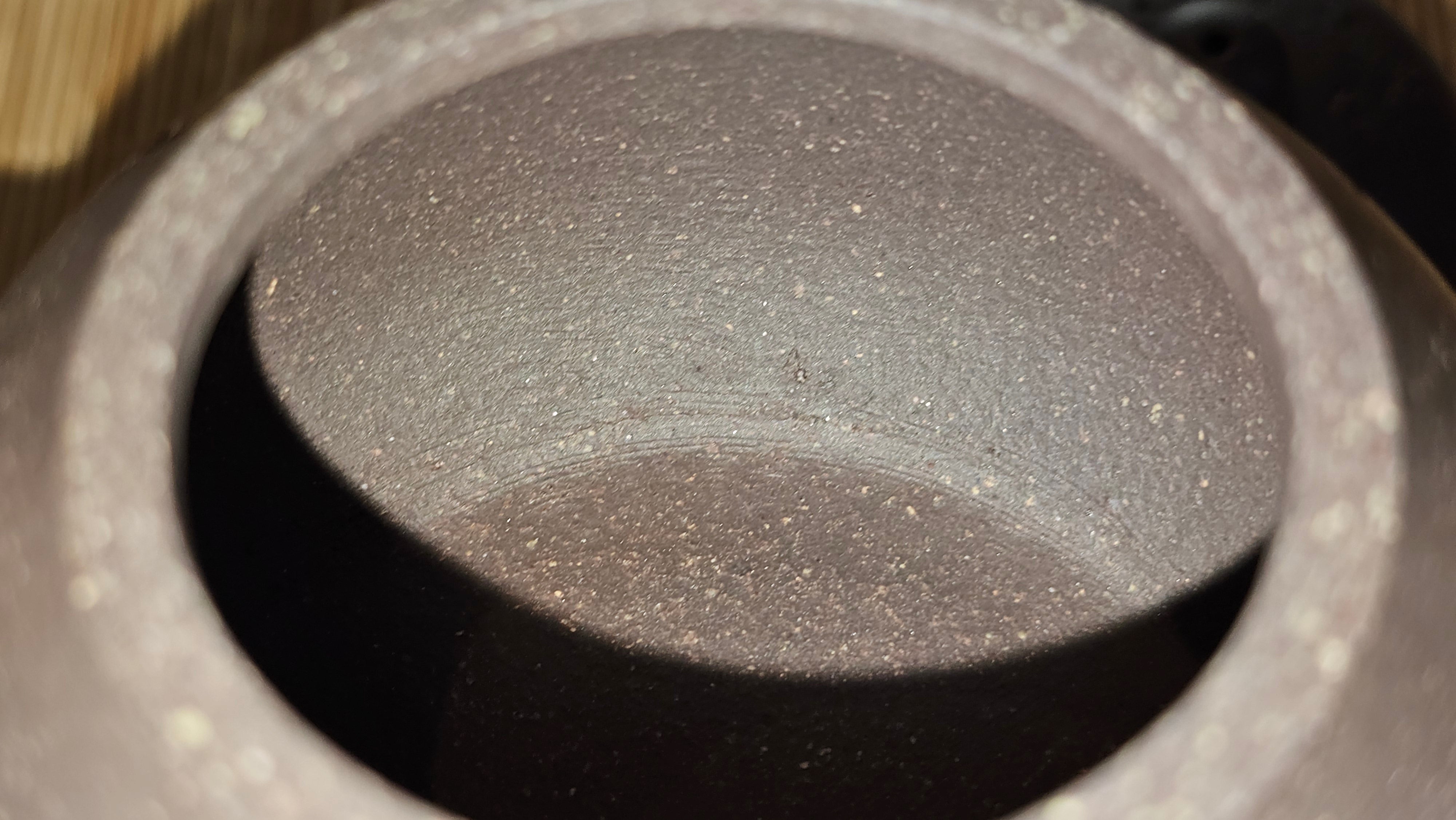 Du Zhi Hu《笃志壶》, 173.8ml, Hei Zi Ni 黑紫泥, by our Craftsman Zhang Huan 张欢, Calligraphy and Plum Blossoms Engraving by Craftsman Yi Cheng 逸成 ~!Congratulations to Ms J.C.! 0347hrs 9th August 2025, Los Angeles, CA.