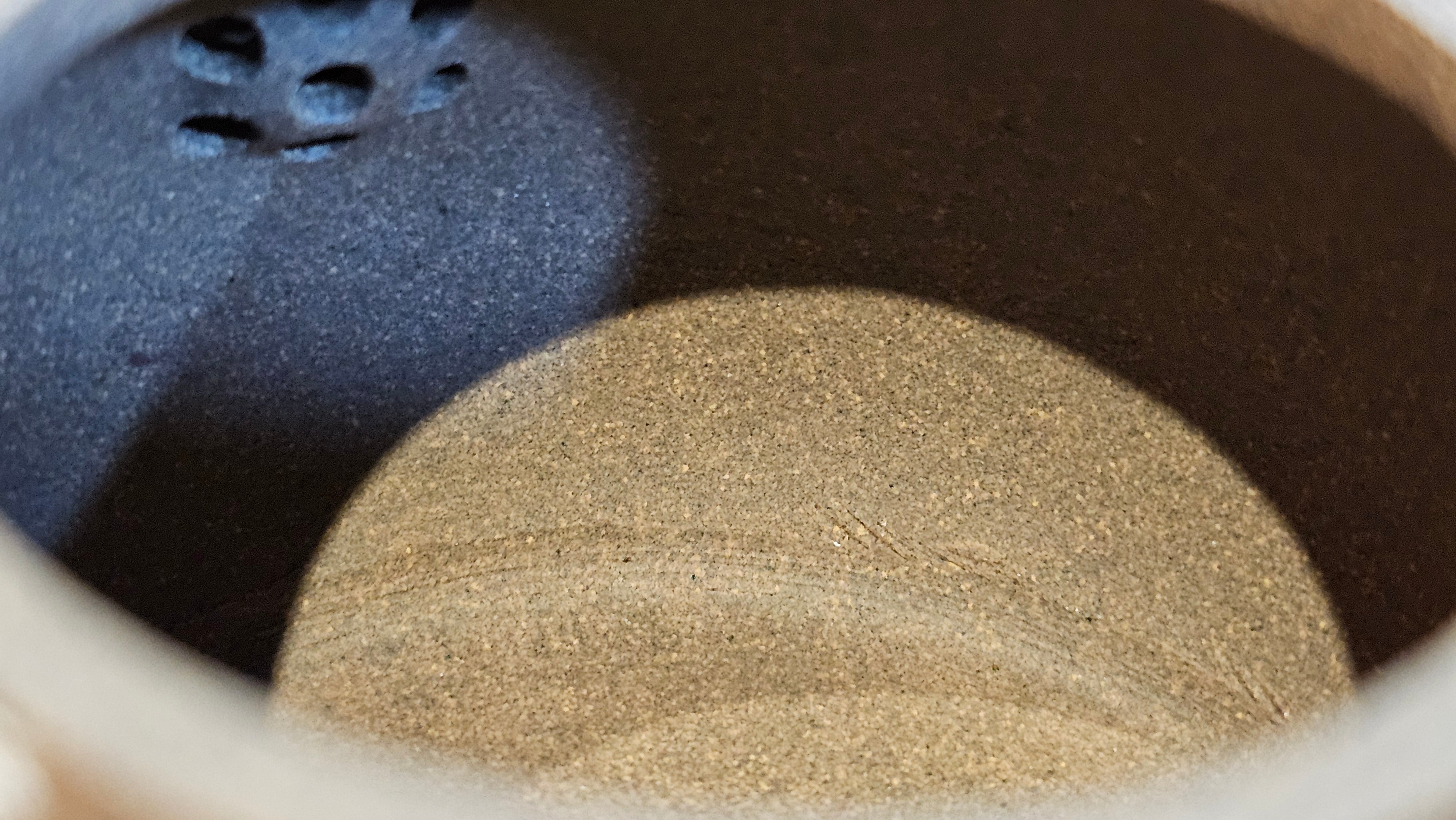 Wu Nian Hu《无念壶》, 160.6ml, Qing Hui Duan 青灰段泥, by our Craftsman Zhang Huan 张欢, Engraving by Craftsman Nan Shan Lao Ren 南山老人 ~ Congratulations to Mr T.N.! 0236hrs 10th August 2025, Mississauga! Canada🇨🇦!