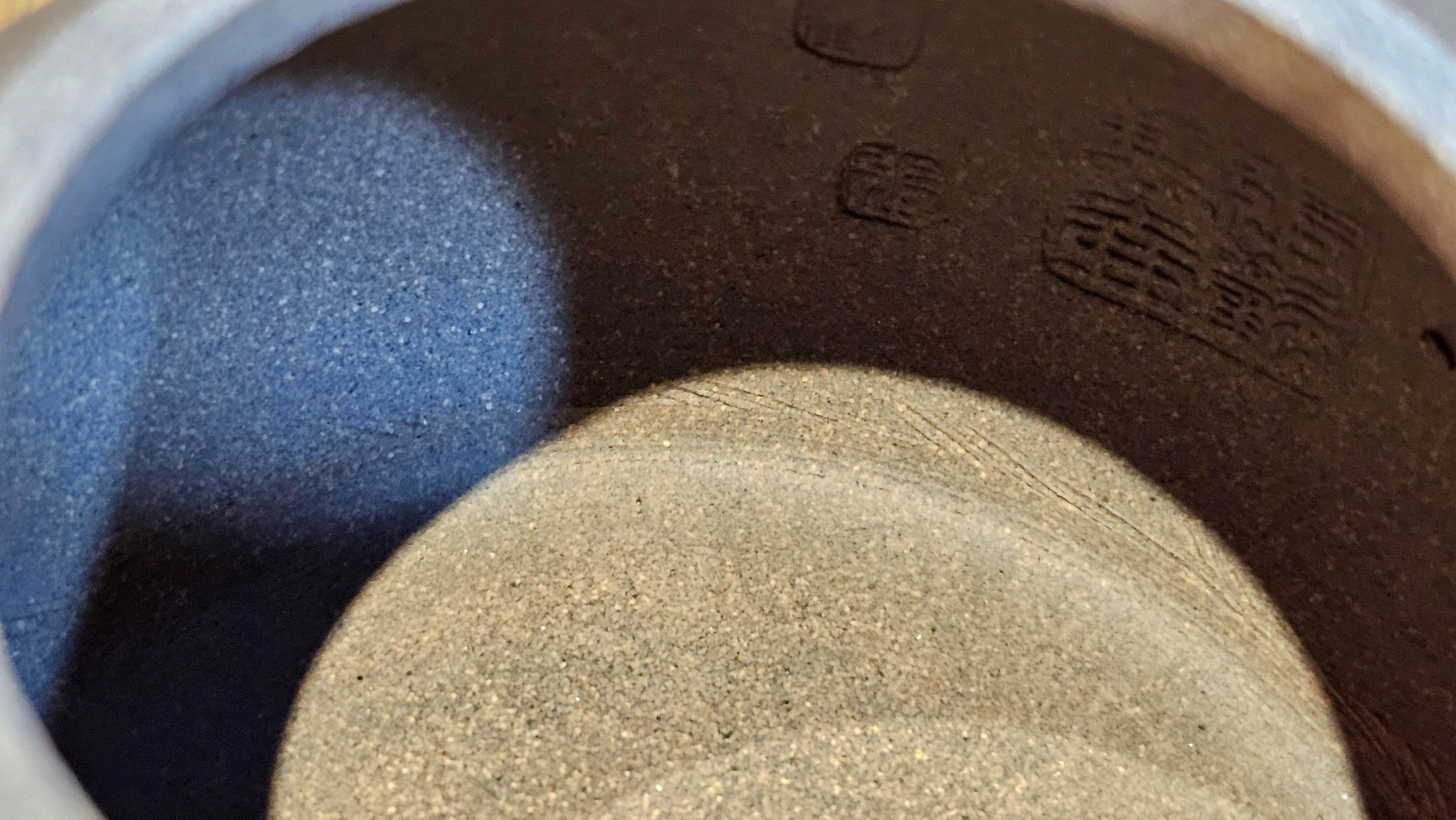 Wu Nian Hu《无念壶》, 160.6ml, Qing Hui Duan 青灰段泥, by our Craftsman Zhang Huan 张欢, Engraving by Craftsman Nan Shan Lao Ren 南山老人 ~ Congratulations to Mr T.N.! 0236hrs 10th August 2025, Mississauga! Canada🇨🇦!