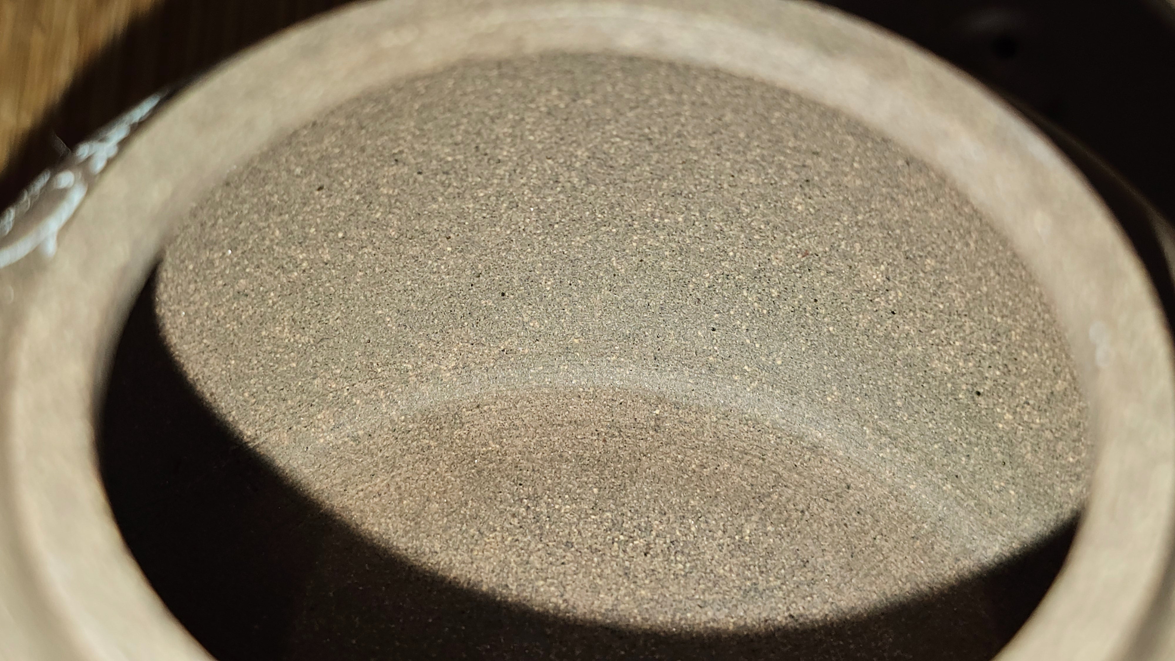 Wu Nian Hu《无念壶》, 160.6ml, Qing Hui Duan 青灰段泥, by our Craftsman Zhang Huan 张欢, Engraving by Craftsman Nan Shan Lao Ren 南山老人 ~ Congratulations to Mr T.N.! 0236hrs 10th August 2025, Mississauga! Canada🇨🇦!