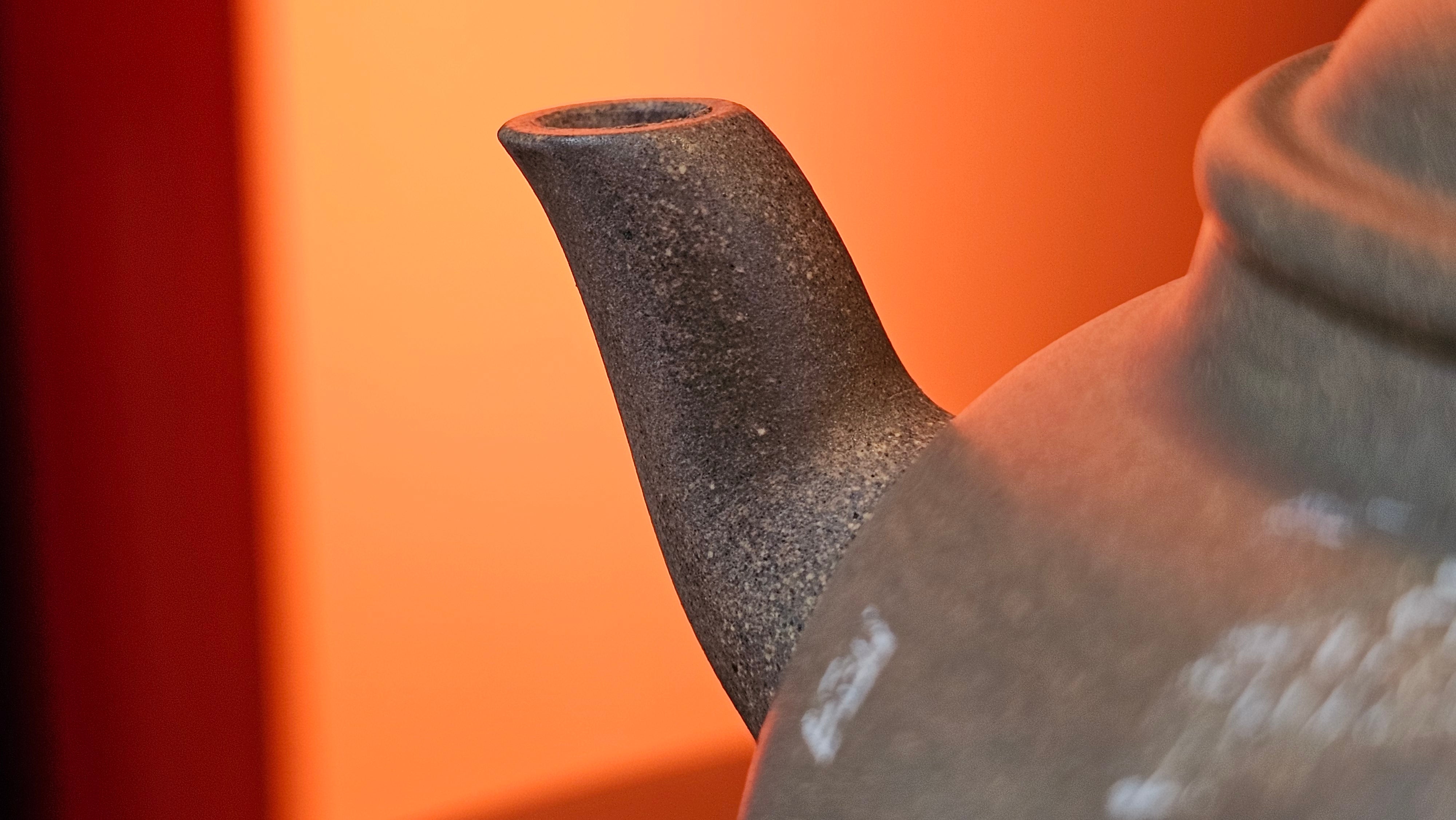 Wu Nian Hu《无念壶》, 160.6ml, Qing Hui Duan 青灰段泥, by our Craftsman Zhang Huan 张欢, Engraving by Craftsman Nan Shan Lao Ren 南山老人 ~ Congratulations to Mr T.N.! 0236hrs 10th August 2025, Mississauga! Canada🇨🇦!