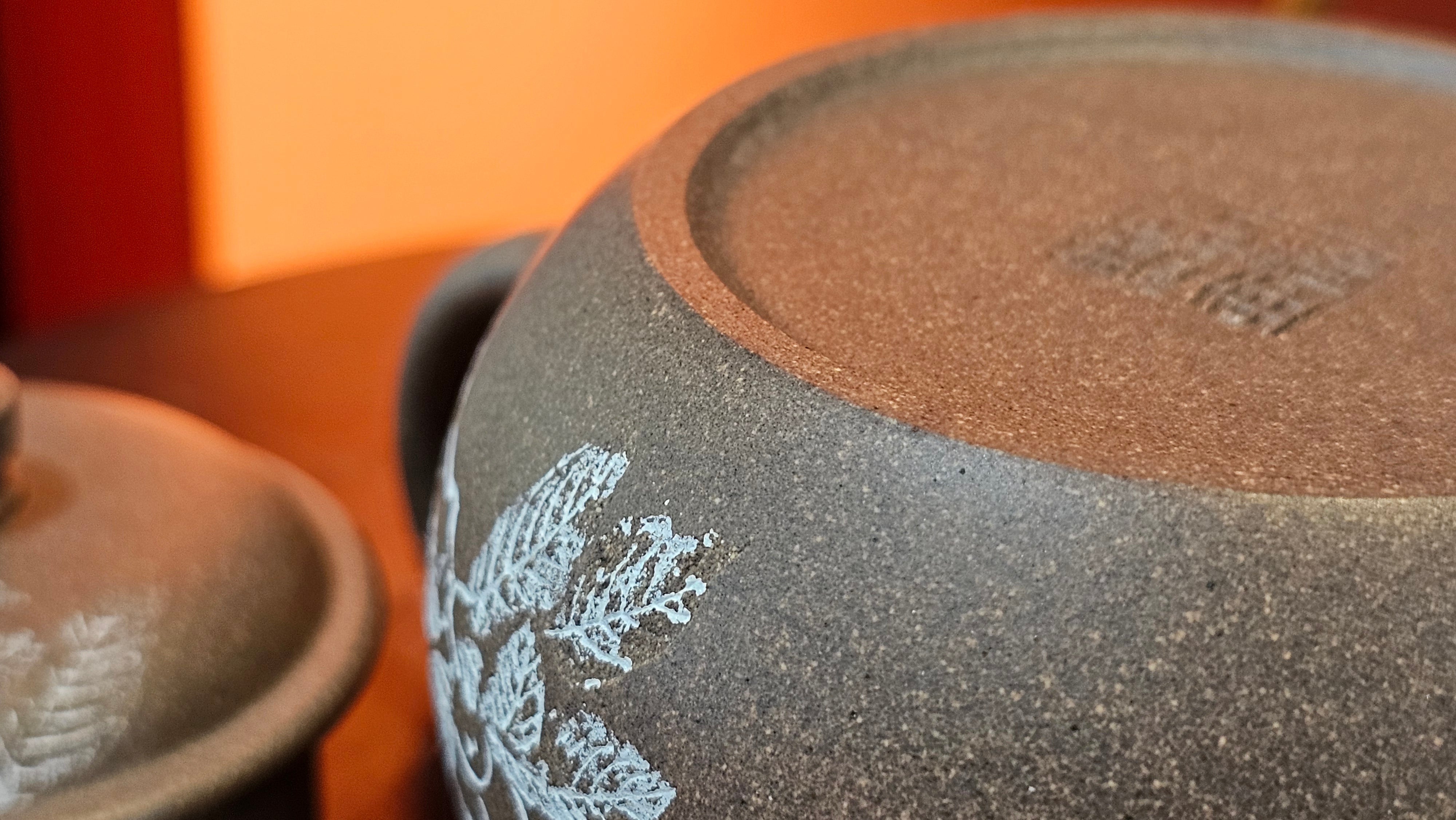 Wu Nian Hu《无念壶》, 160.6ml, Qing Hui Duan 青灰段泥, by our Craftsman Zhang Huan 张欢, Engraving by Craftsman Nan Shan Lao Ren 南山老人 ~ Congratulations to Mr T.N.! 0236hrs 10th August 2025, Mississauga! Canada🇨🇦!