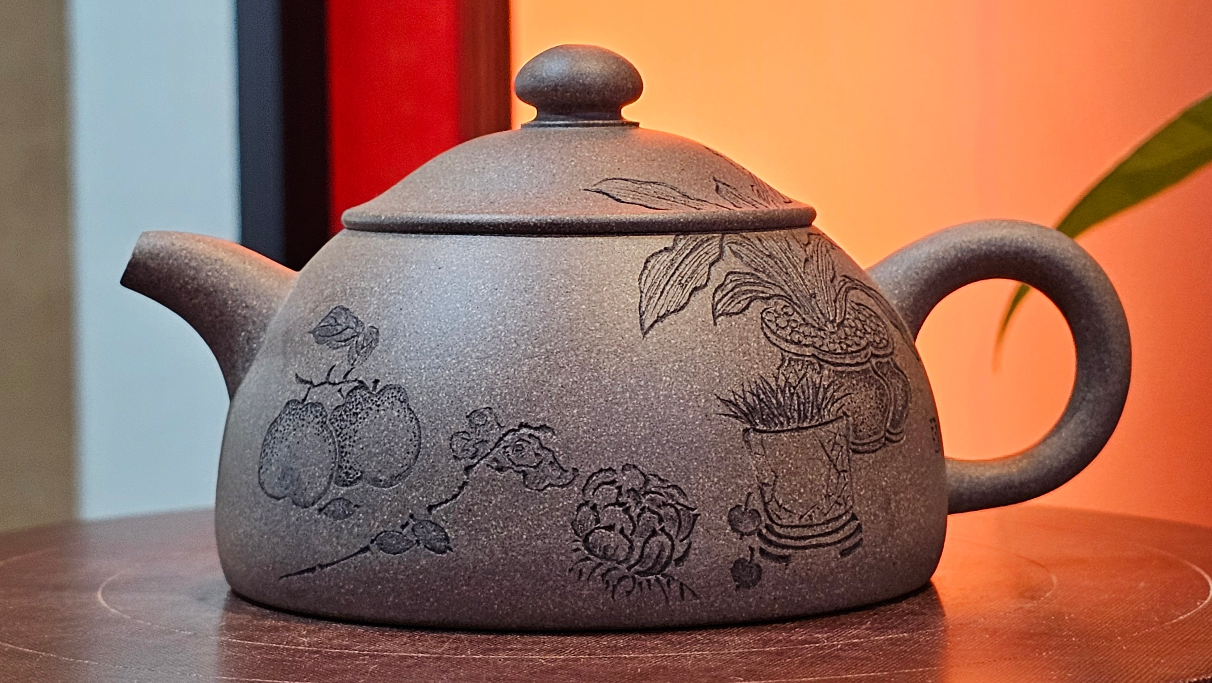 Ban Yue Hu《半月壶》~ "Half Moon Pot", 140.8ml, Qing Hui Duan 青灰段泥, by our Craftsman Zhang Huan 张欢, "Qing Gong Tu" 清供图 Engraving by Craftsman Nan Shan Lao Ren 南山老人 ~ Congratulations to Ms M.L.! 0831hrs 10th August 2025! Phoenix, AZ!