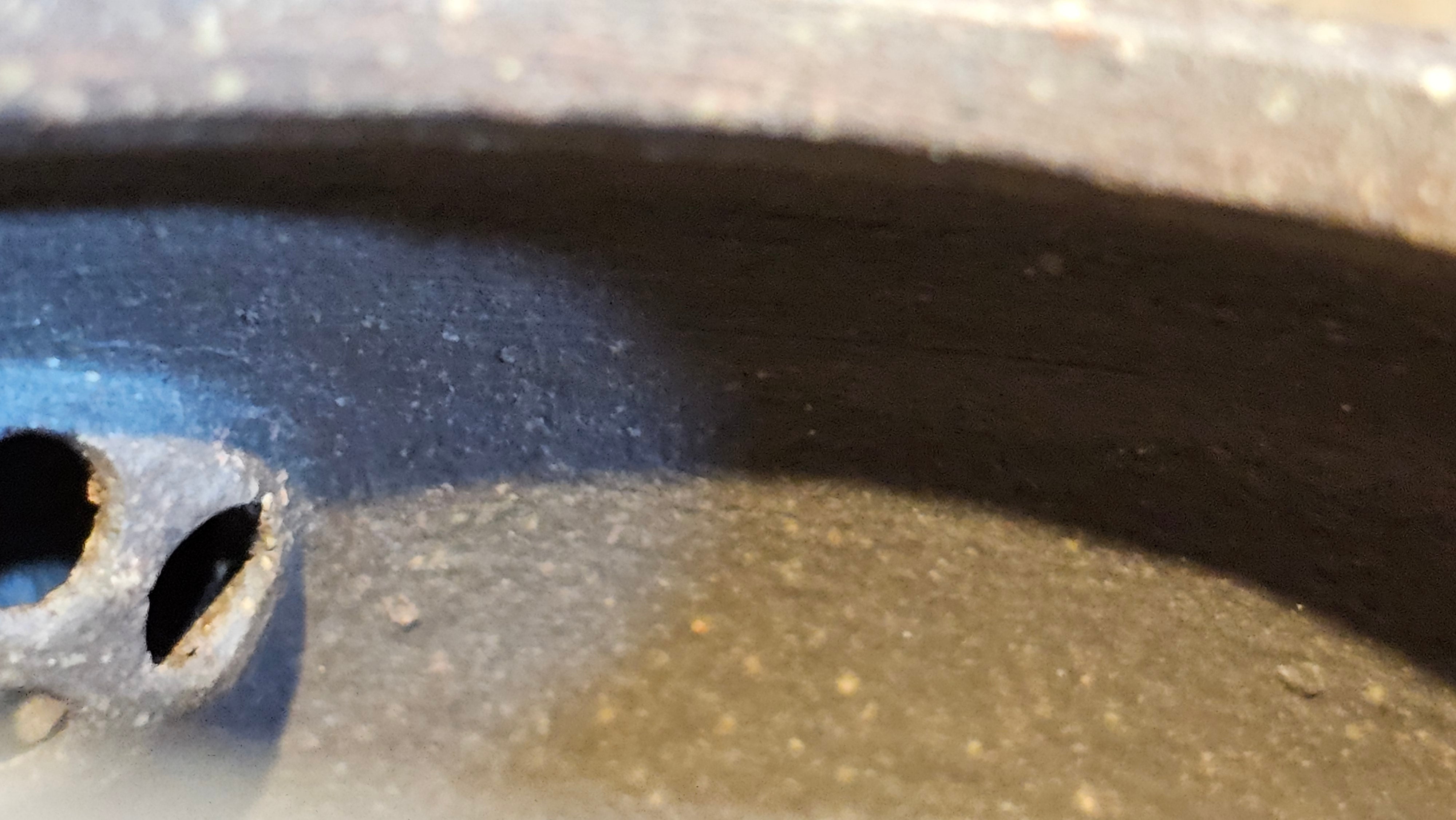 Du Zhi Hu《笃志壶》, 173.9ml, Hei Zi Ni 黑紫泥, by our Craftsman Zhang Huan 张欢, Calligraphy and Bamboos Engraving by Craftsman Yi Cheng 逸成。