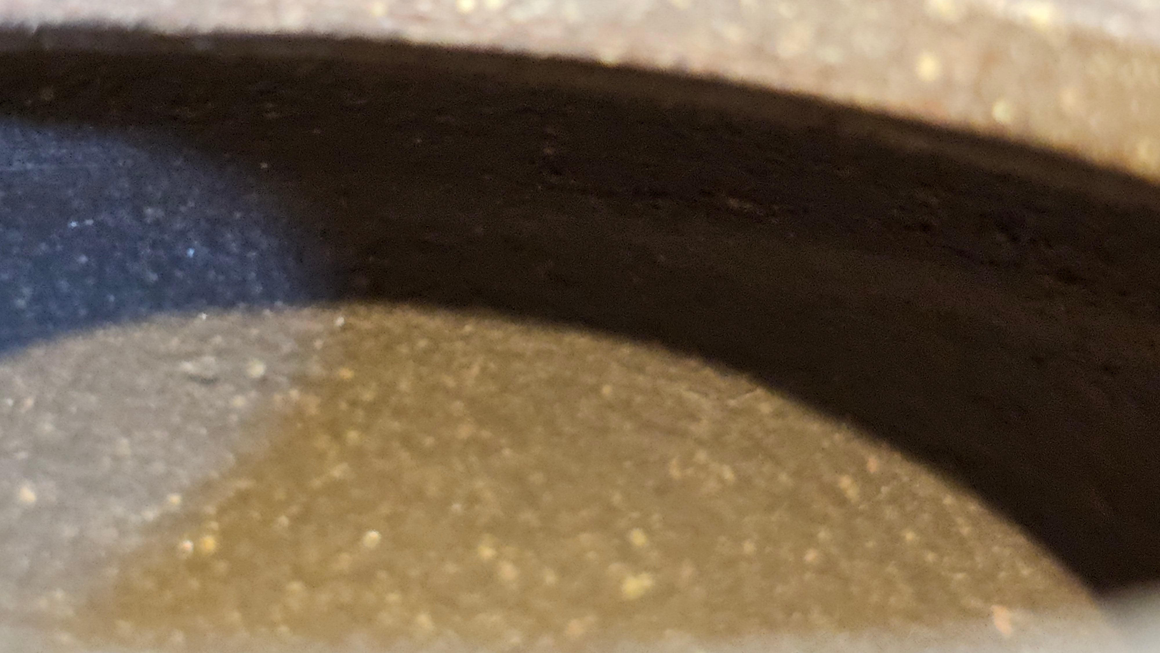 Du Zhi Hu《笃志壶》, 173.9ml, Hei Zi Ni 黑紫泥, by our Craftsman Zhang Huan 张欢, Calligraphy and Bamboos Engraving by Craftsman Yi Cheng 逸成。