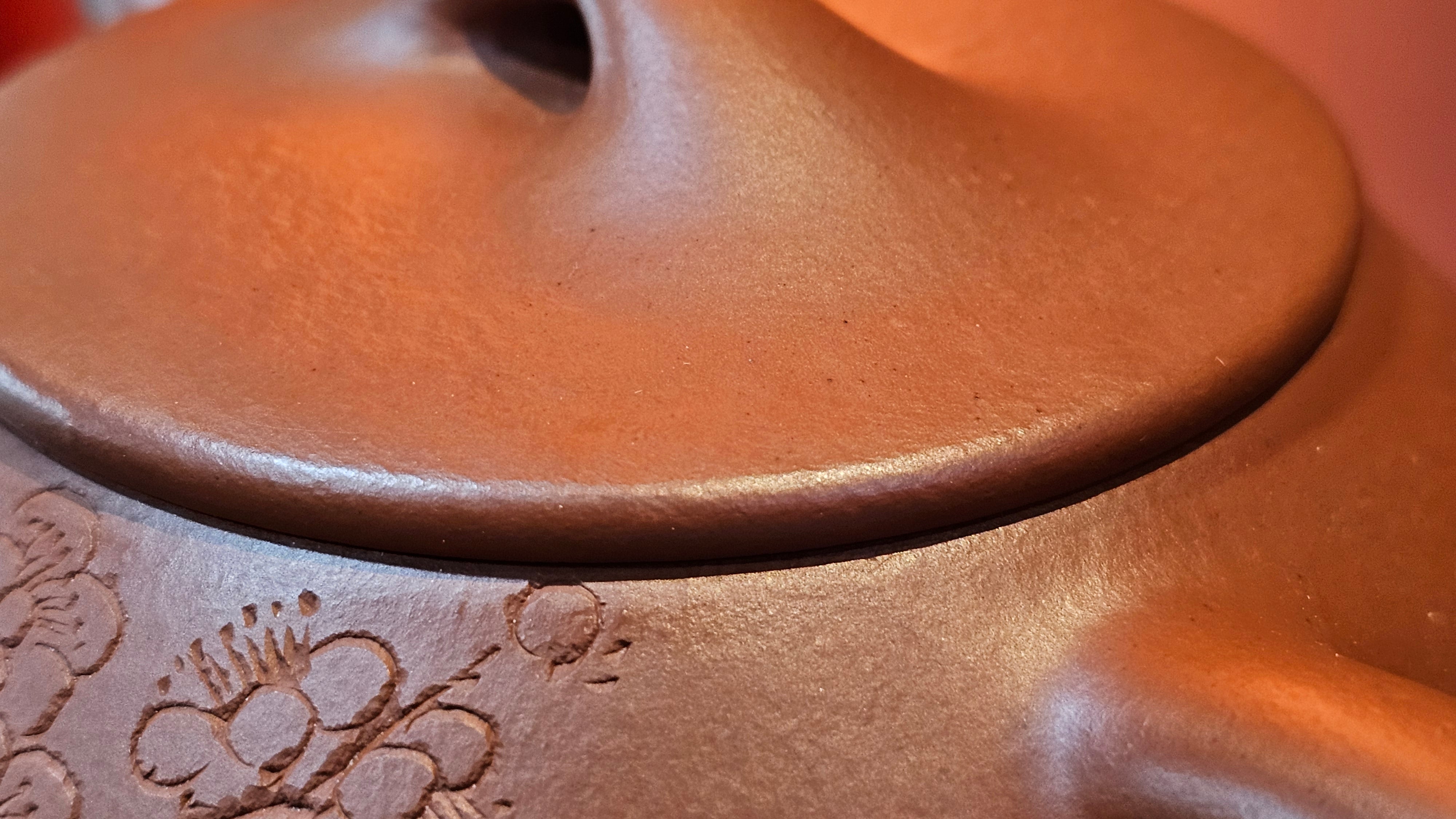 Jing Zhou Shi Piao 景舟石瓢, 276.3ml, Xiao Mei Yao Zhu Ni 小煤窑朱泥, by Craftsman Wang Xing 王兴; "暗香疏影" and Plum Blossoms Engraving by Craftsman Yi De Shu 一德书 ~!Congratulations to Prof A.G.! 0833hrs 10th August 2025! Long Beach, CA!