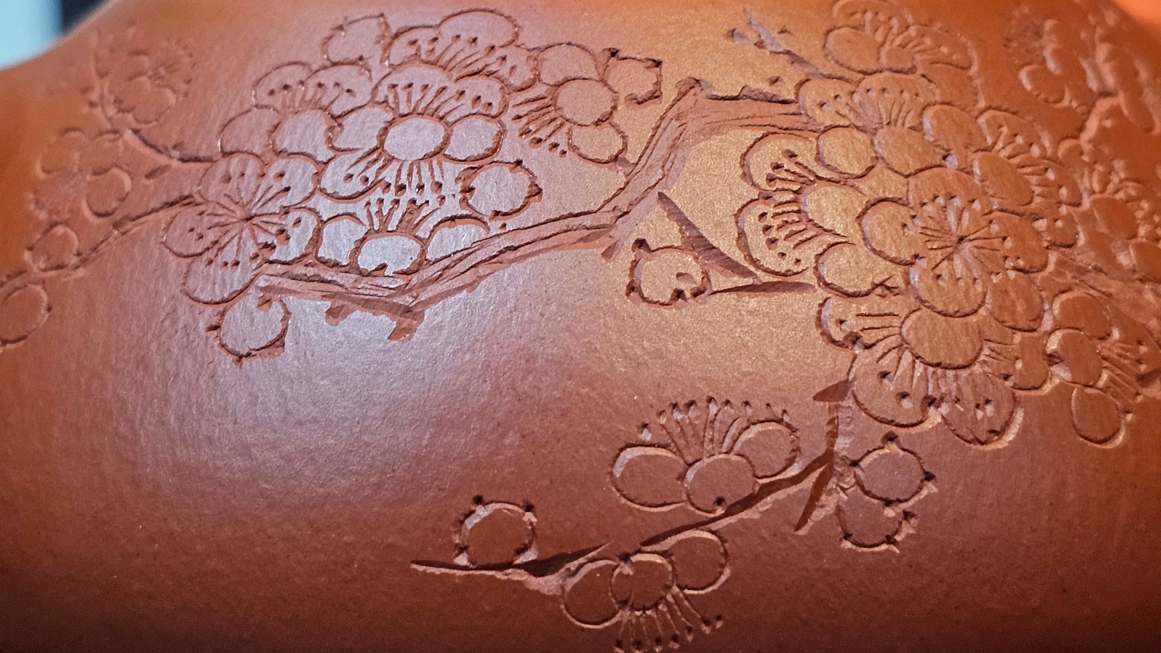 Jing Zhou Shi Piao 景舟石瓢, 276.3ml, Xiao Mei Yao Zhu Ni 小煤窑朱泥, by Craftsman Wang Xing 王兴; "暗香疏影" and Plum Blossoms Engraving by Craftsman Yi De Shu 一德书 ~!Congratulations to Prof A.G.! 0833hrs 10th August 2025! Long Beach, CA!