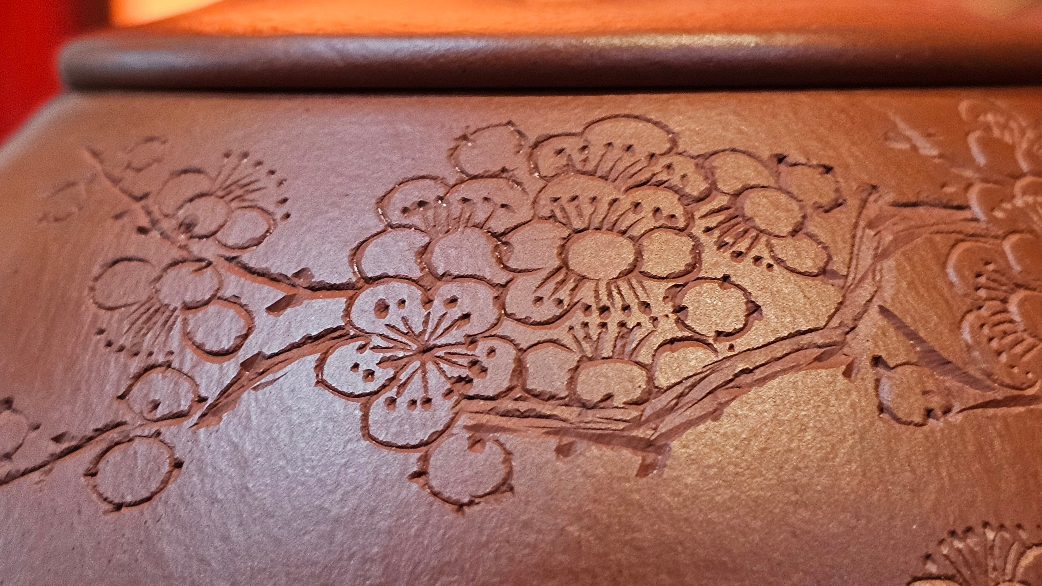 Jing Zhou Shi Piao 景舟石瓢, 276.3ml, Xiao Mei Yao Zhu Ni 小煤窑朱泥, by Craftsman Wang Xing 王兴; "暗香疏影" and Plum Blossoms Engraving by Craftsman Yi De Shu 一德书 ~!Congratulations to Prof A.G.! 0833hrs 10th August 2025! Long Beach, CA!