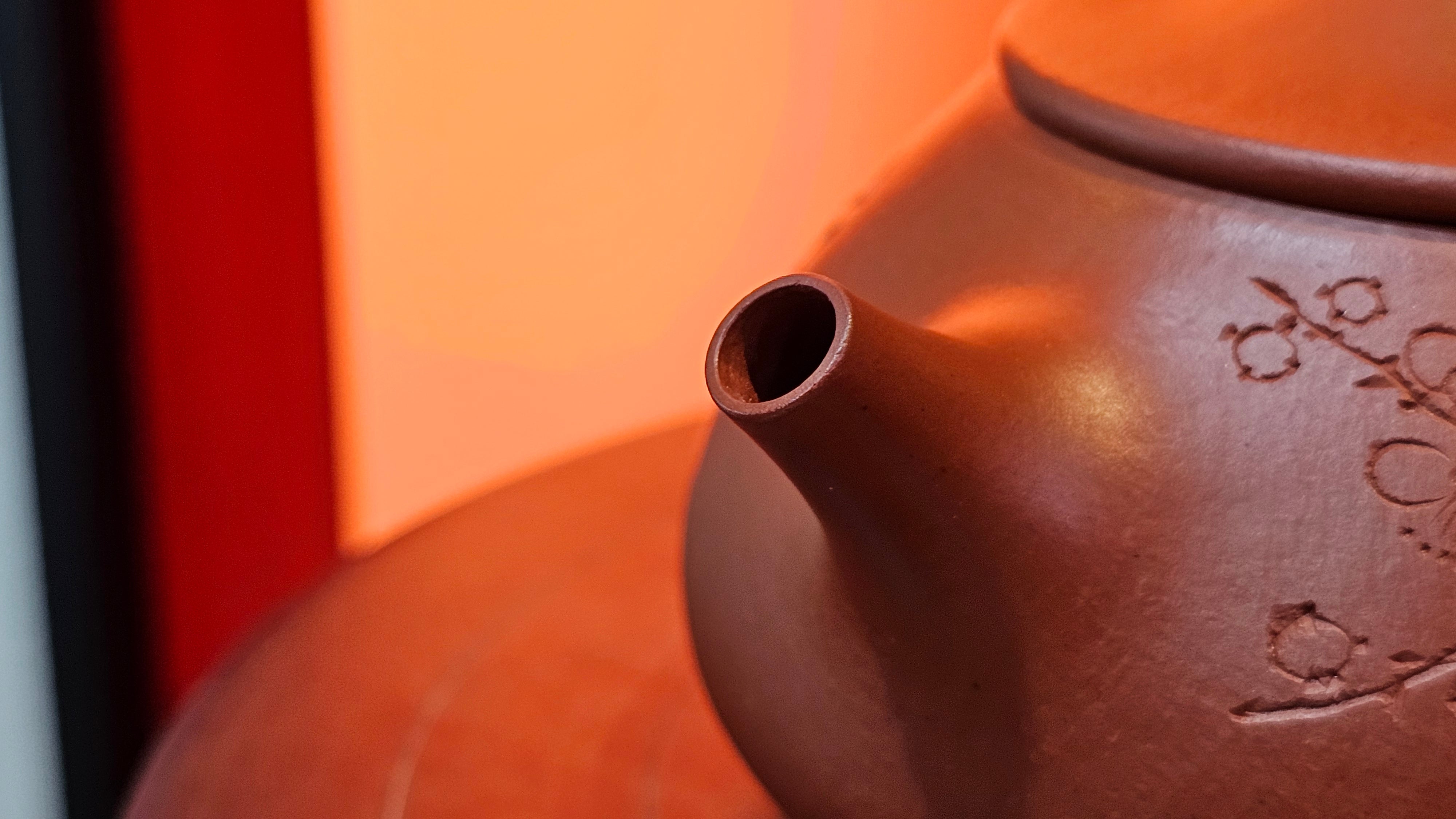 Jing Zhou Shi Piao 景舟石瓢, 276.3ml, Xiao Mei Yao Zhu Ni 小煤窑朱泥, by Craftsman Wang Xing 王兴; "暗香疏影" and Plum Blossoms Engraving by Craftsman Yi De Shu 一德书 ~!Congratulations to Prof A.G.! 0833hrs 10th August 2025! Long Beach, CA!