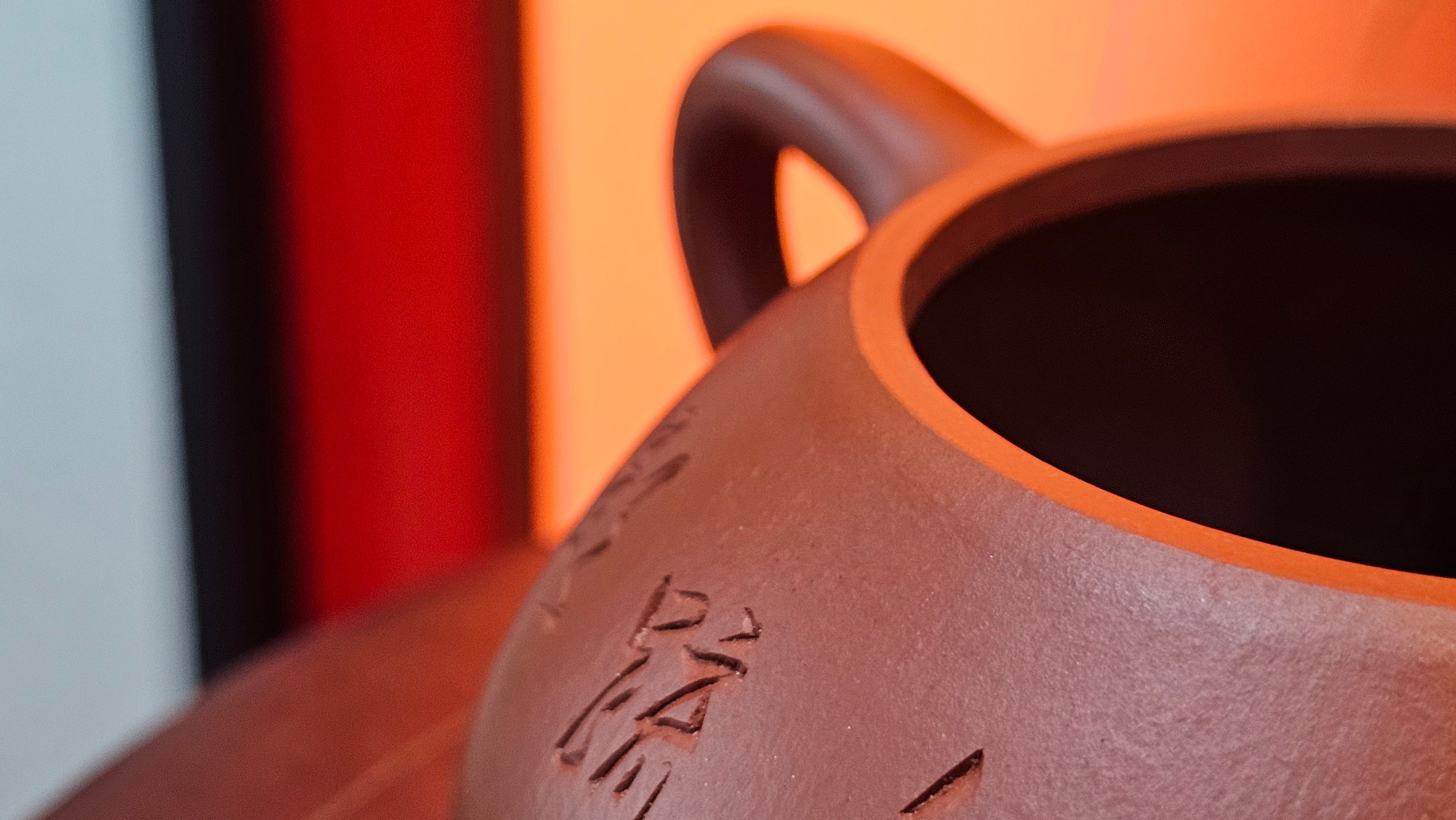 Jing Zhou Shi Piao 景舟石瓢, 276.3ml, Xiao Mei Yao Zhu Ni 小煤窑朱泥, by Craftsman Wang Xing 王兴; "暗香疏影" and Plum Blossoms Engraving by Craftsman Yi De Shu 一德书 ~!Congratulations to Prof A.G.! 0833hrs 10th August 2025! Long Beach, CA!