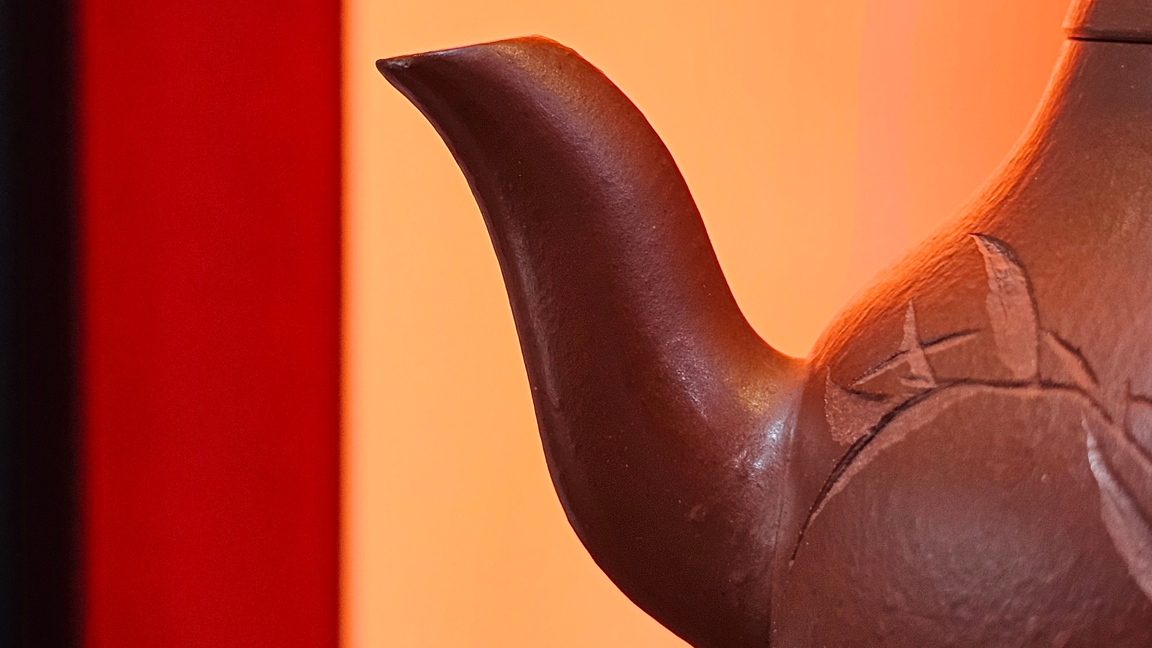 Li Xing 梨形, 169.3ml, Xiao Mei Yao Zhu Ni 小煤窑朱泥 by our Collaborative Craftsman Zhai Yi Yao 翟一耀, 梅花刻绘, Engraving of Bamboo and Calligraphy, by Craftsman Yi De Shu 一德书 ~ Congratulations to!Tea Sommr A.M., 1238hrs 16th August 2025, Padua! Italy🇮🇹!