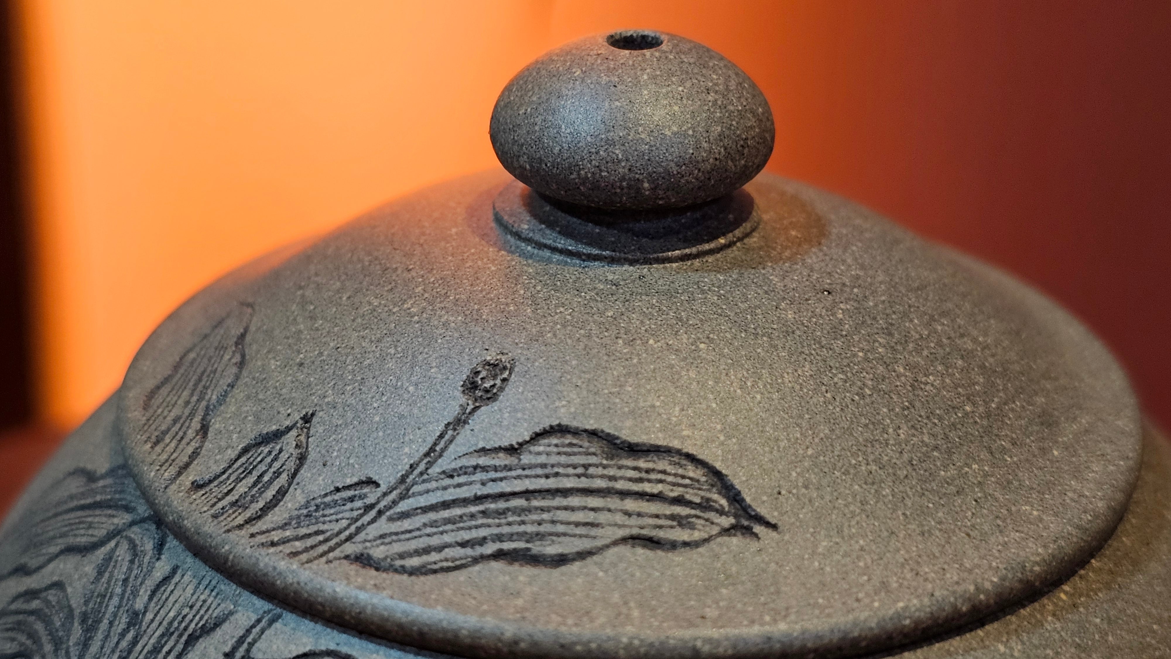 Ban Yue Hu《半月壶》~ "Half Moon Pot", 140.8ml, Qing Hui Duan 青灰段泥, by our Craftsman Zhang Huan 张欢, "Qing Gong Tu" 清供图 Engraving by Craftsman Nan Shan Lao Ren 南山老人 ~ Congratulations to Ms M.L.! 0831hrs 10th August 2025! Phoenix, AZ!