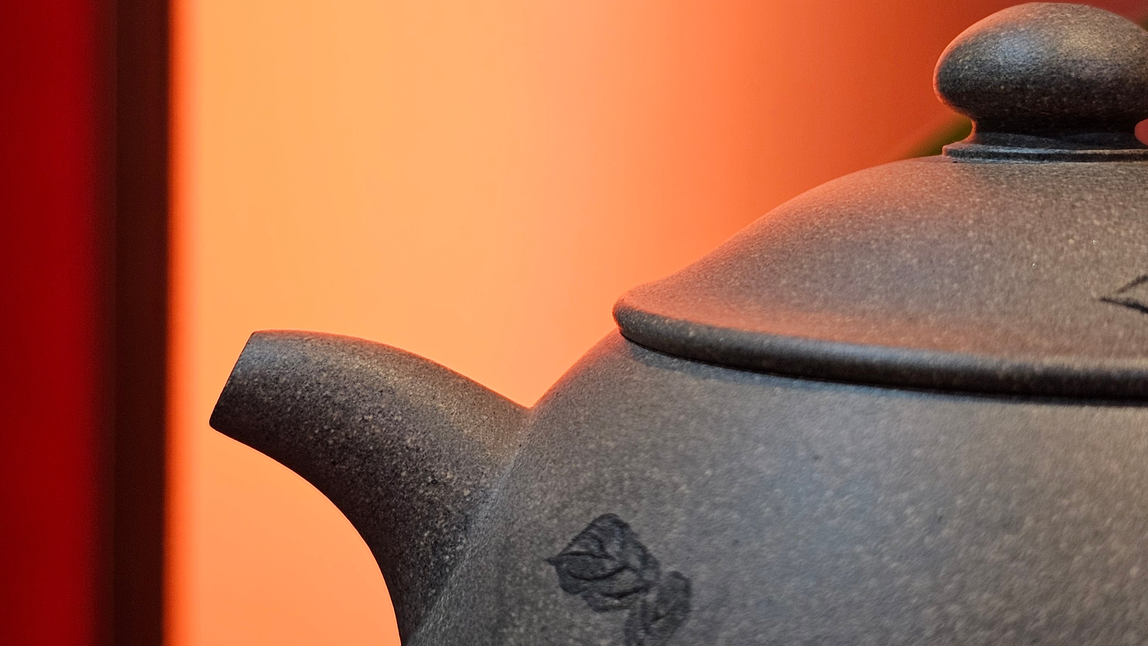 Ban Yue Hu《半月壶》~ "Half Moon Pot", 140.8ml, Qing Hui Duan 青灰段泥, by our Craftsman Zhang Huan 张欢, "Qing Gong Tu" 清供图 Engraving by Craftsman Nan Shan Lao Ren 南山老人 ~ Congratulations to Ms M.L.! 0831hrs 10th August 2025! Phoenix, AZ!