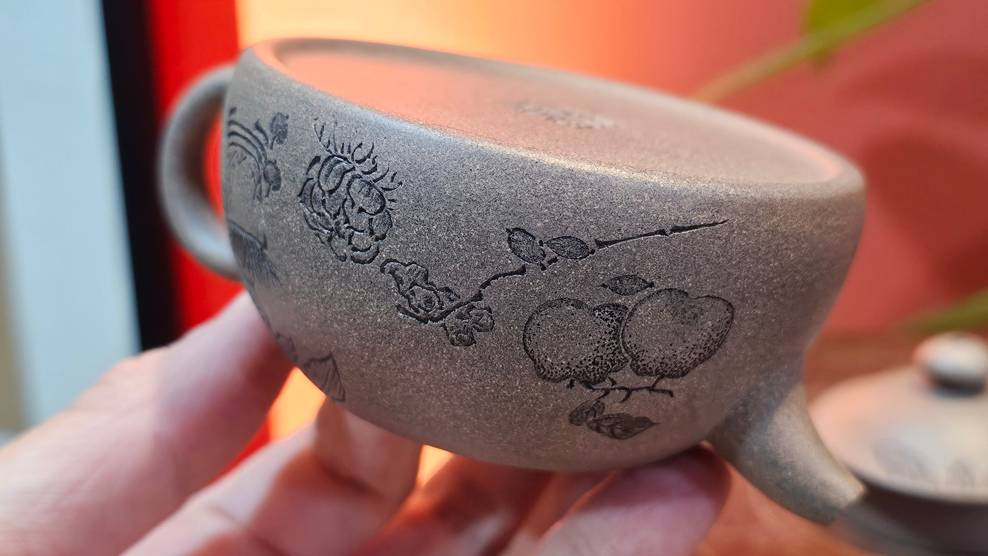 Ban Yue Hu《半月壶》~ "Half Moon Pot", 140.8ml, Qing Hui Duan 青灰段泥, by our Craftsman Zhang Huan 张欢, "Qing Gong Tu" 清供图 Engraving by Craftsman Nan Shan Lao Ren 南山老人 ~ Congratulations to Ms M.L.! 0831hrs 10th August 2025! Phoenix, AZ!