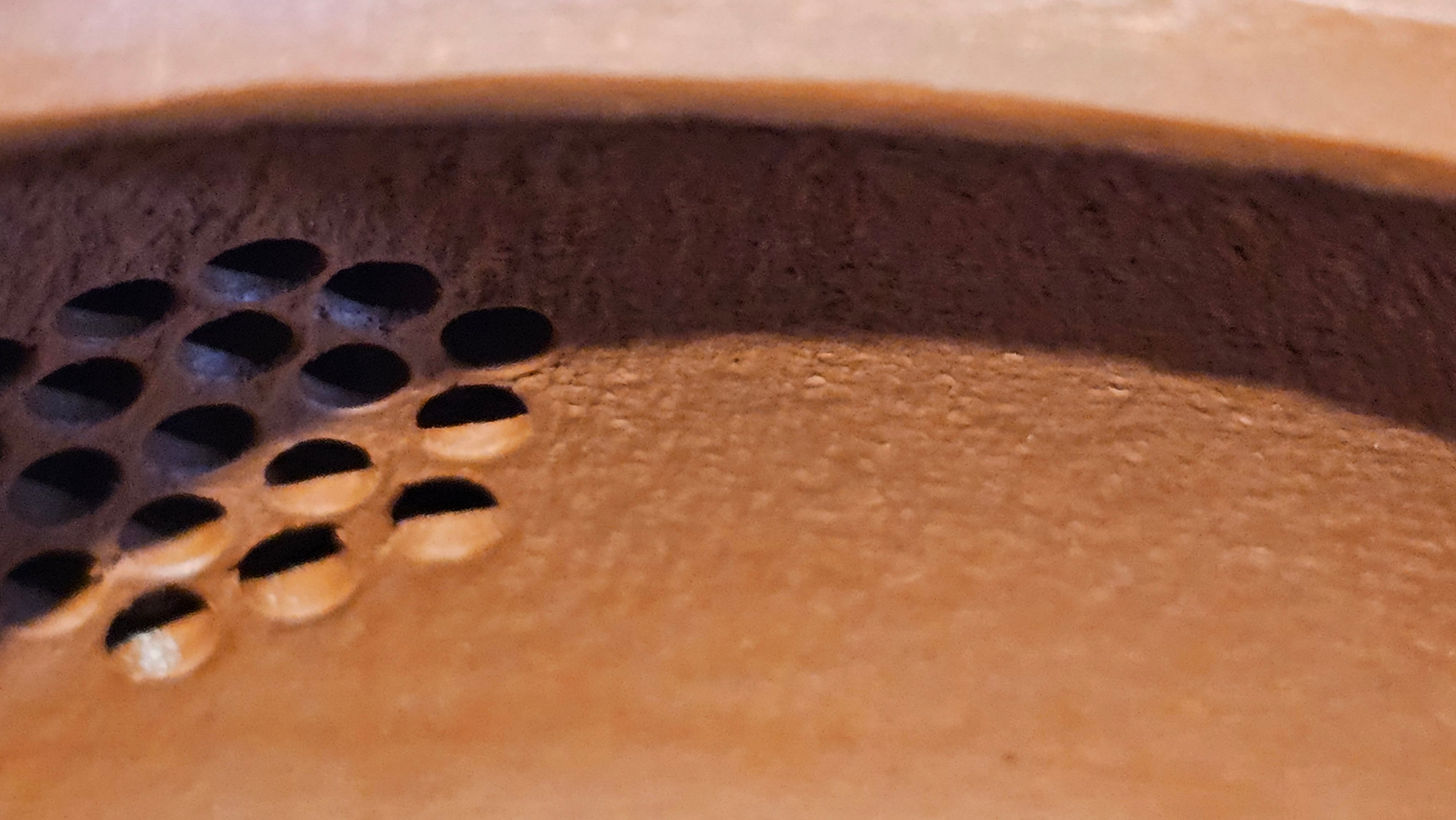 Jing Zhou Shi Piao 景舟石瓢, 276.3ml, Xiao Mei Yao Zhu Ni 小煤窑朱泥, by Craftsman Wang Xing 王兴; "暗香疏影" and Plum Blossoms Engraving by Craftsman Yi De Shu 一德书 ~!Congratulations to Prof A.G.! 0833hrs 10th August 2025! Long Beach, CA!