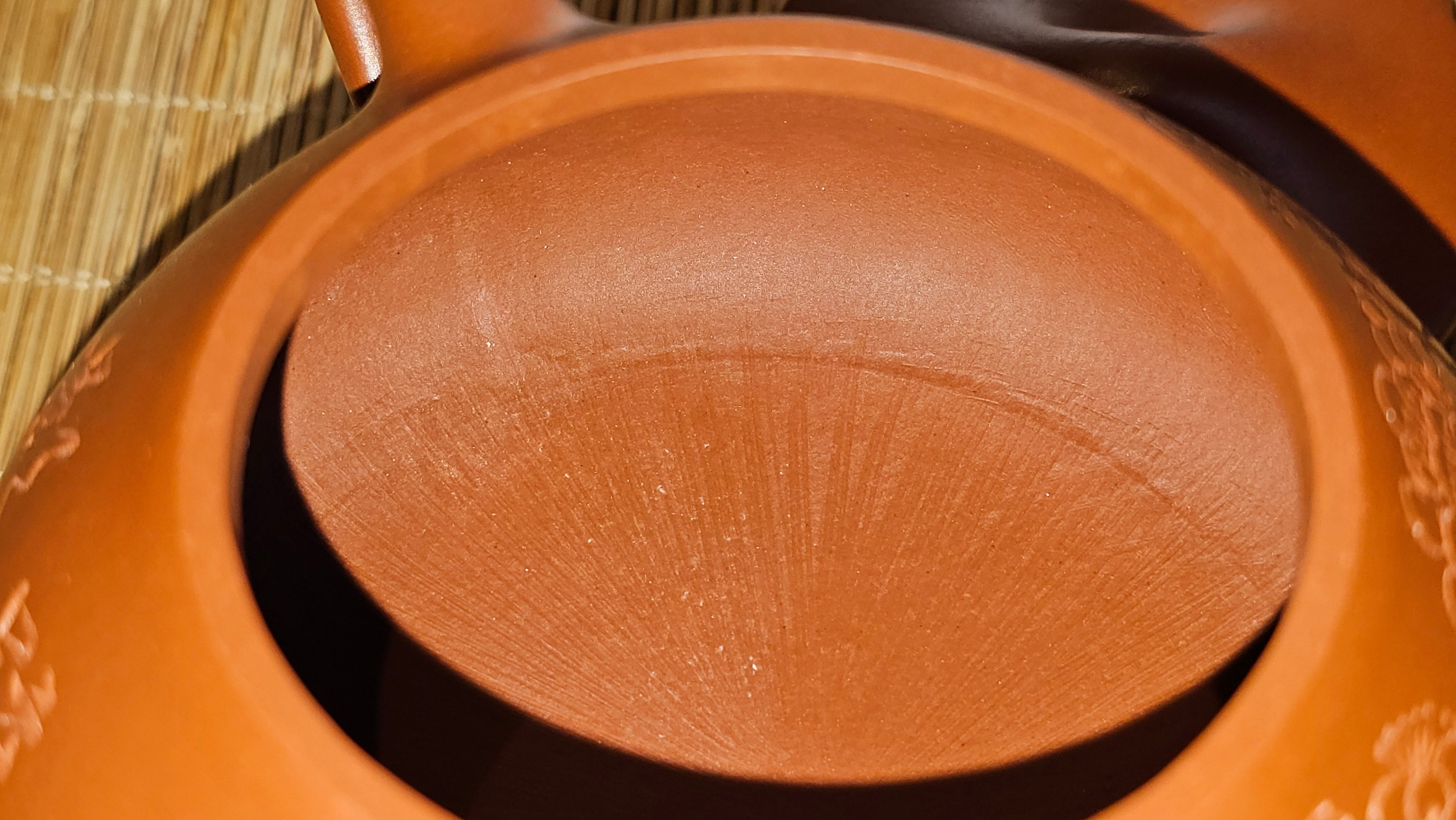 Jing Zhou Shi Piao 景舟石瓢, 276.3ml, Xiao Mei Yao Zhu Ni 小煤窑朱泥, by Craftsman Wang Xing 王兴; "暗香疏影" and Plum Blossoms Engraving by Craftsman Yi De Shu 一德书 ~!Congratulations to Prof A.G.! 0833hrs 10th August 2025! Long Beach, CA!