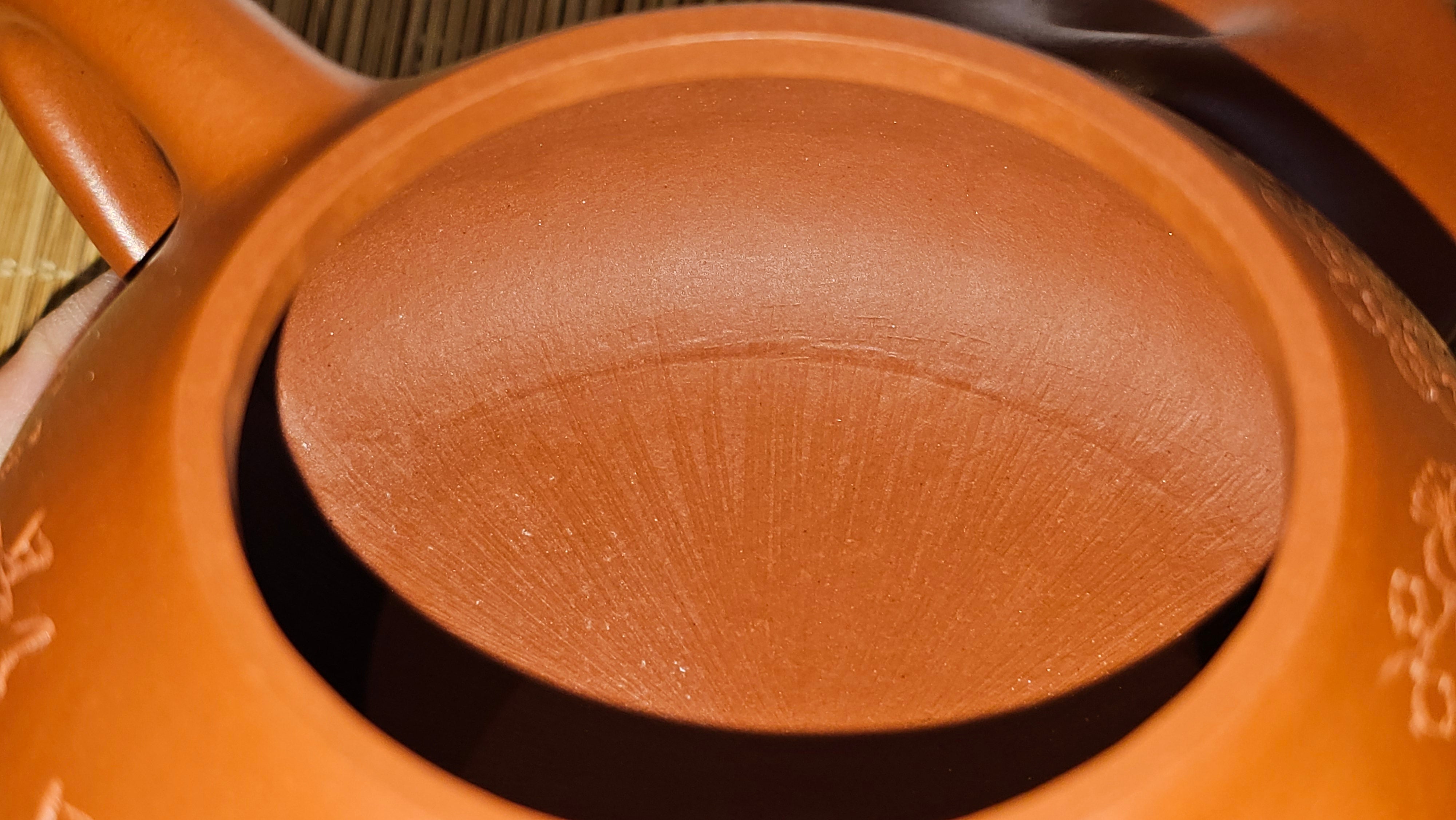 Jing Zhou Shi Piao 景舟石瓢, 276.3ml, Xiao Mei Yao Zhu Ni 小煤窑朱泥, by Craftsman Wang Xing 王兴; "暗香疏影" and Plum Blossoms Engraving by Craftsman Yi De Shu 一德书 ~!Congratulations to Prof A.G.! 0833hrs 10th August 2025! Long Beach, CA!