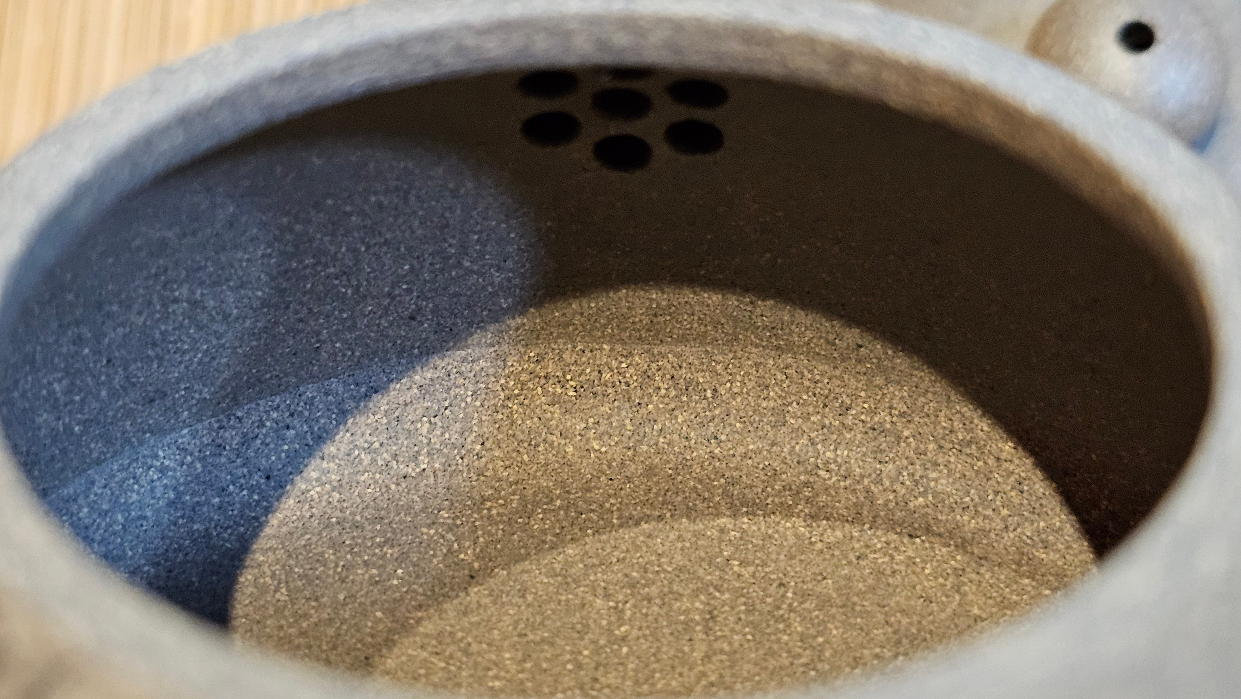 Ban Yue Hu《半月壶》~ "Half Moon Pot", 140.8ml, Qing Hui Duan 青灰段泥, by our Craftsman Zhang Huan 张欢, "Qing Gong Tu" 清供图 Engraving by Craftsman Nan Shan Lao Ren 南山老人 ~ Congratulations to Ms M.L.! 0831hrs 10th August 2025! Phoenix, AZ!