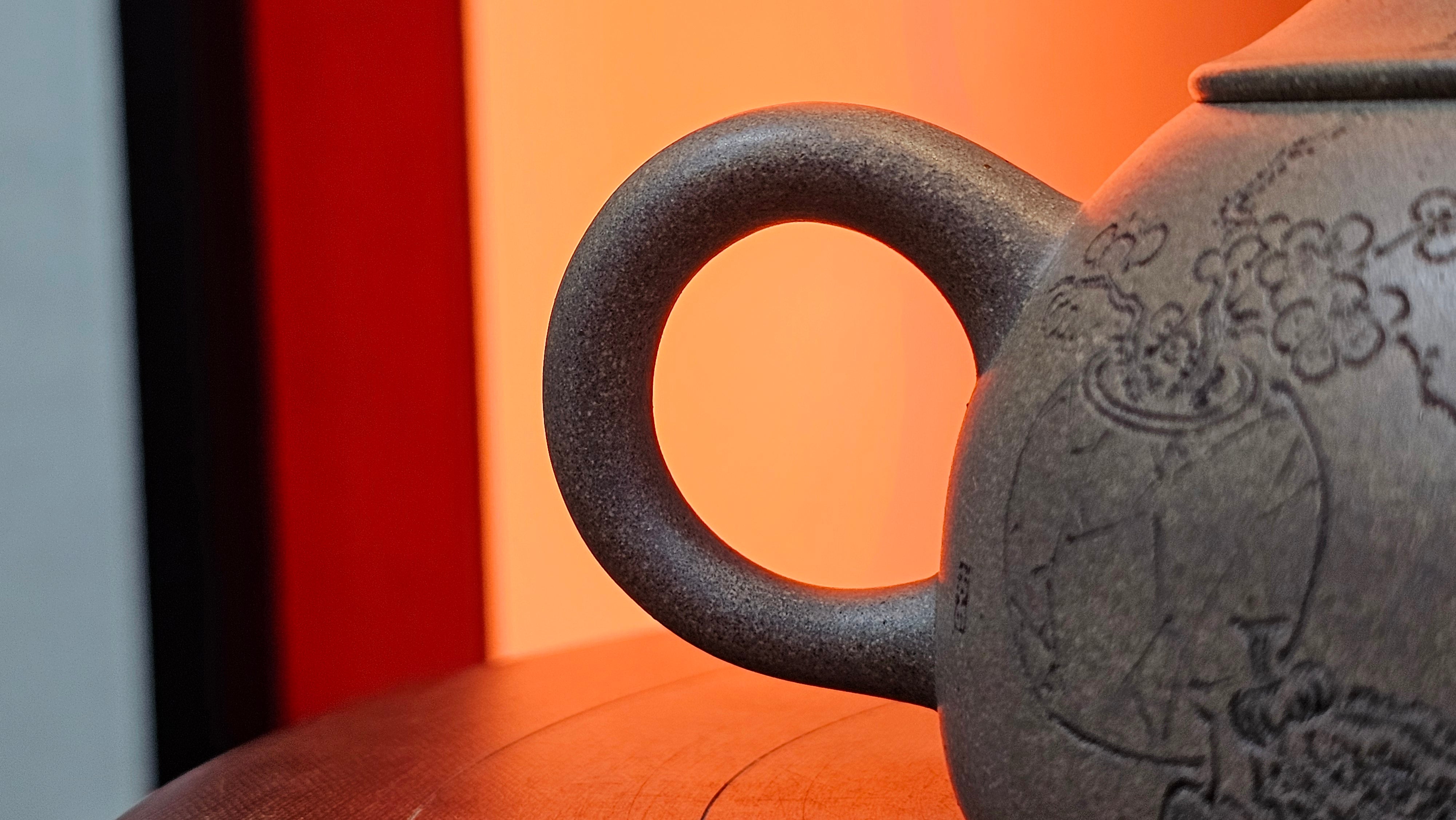 Ban Yue Hu《半月壶》~ "Half Moon Pot", 136.8ml, Qing Hui Duan 青灰段泥, by our Craftsman Zhang Huan 张欢, "Qing Gong Tu" 清供图 Engraving by Craftsman Nan Shan Lao Ren 南山老人 ~ Congratulations to Ms J.C.! 1243hrs 10th August 2025, Los Angeles, CA!