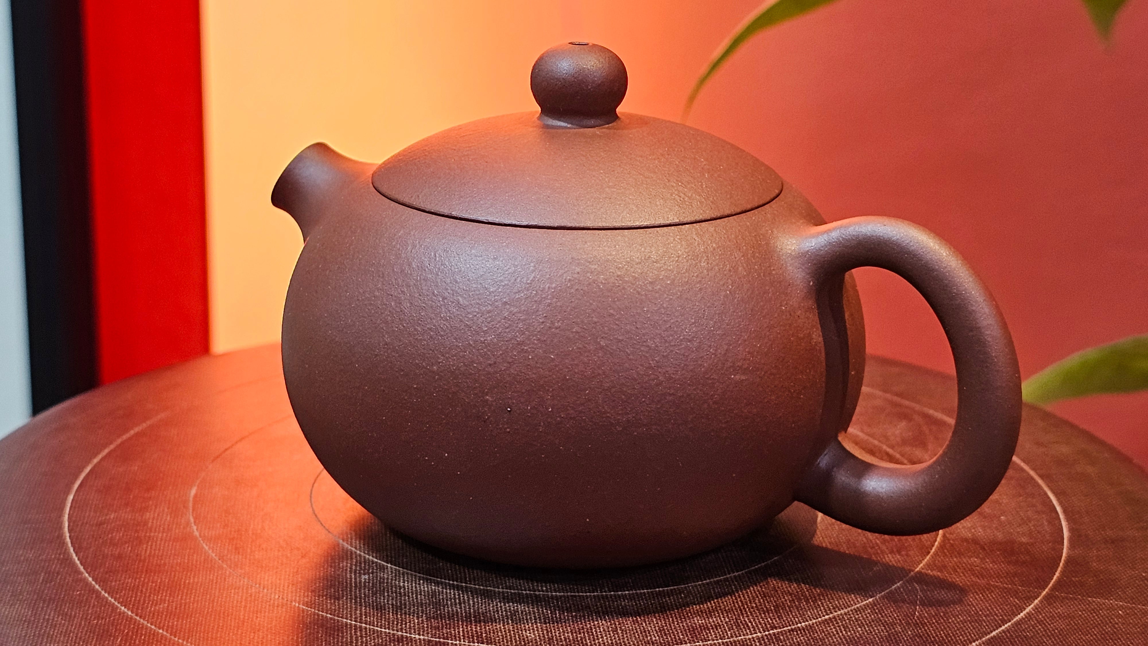 Xi Shi 西施, 144.5ml, Di Cao Qing Zi Ni 底槽青紫泥, by Craftsman Gu Xiao Ming 顾小明 ~ Congratulations!to Ms M.S., 2125hrs 11th August 2025, Conshohocken! PA.