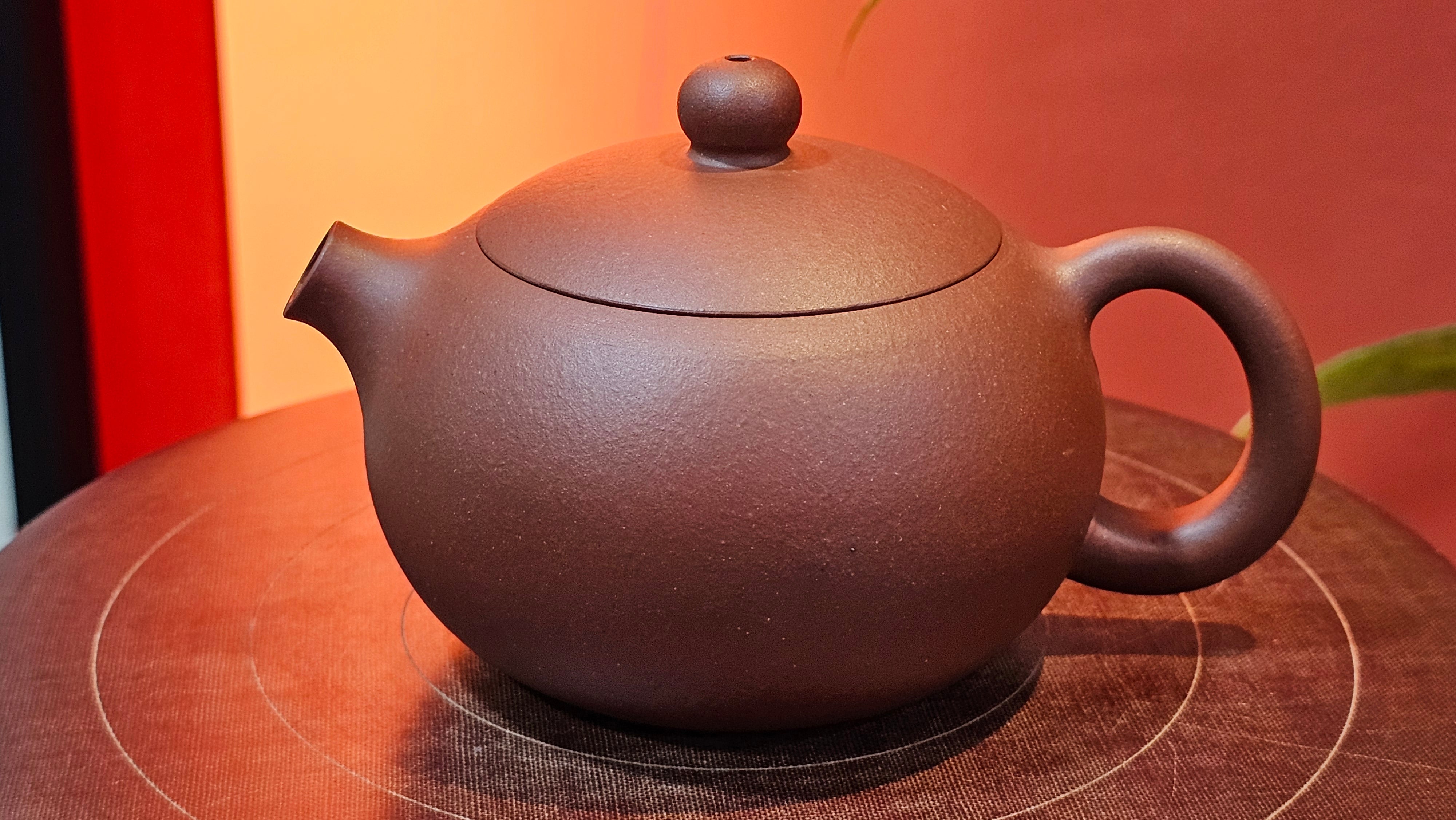 Xi Shi 西施, 144.5ml, Di Cao Qing Zi Ni 底槽青紫泥, by Craftsman Gu Xiao Ming 顾小明 ~ Congratulations!to Ms M.S., 2125hrs 11th August 2025, Conshohocken! PA.