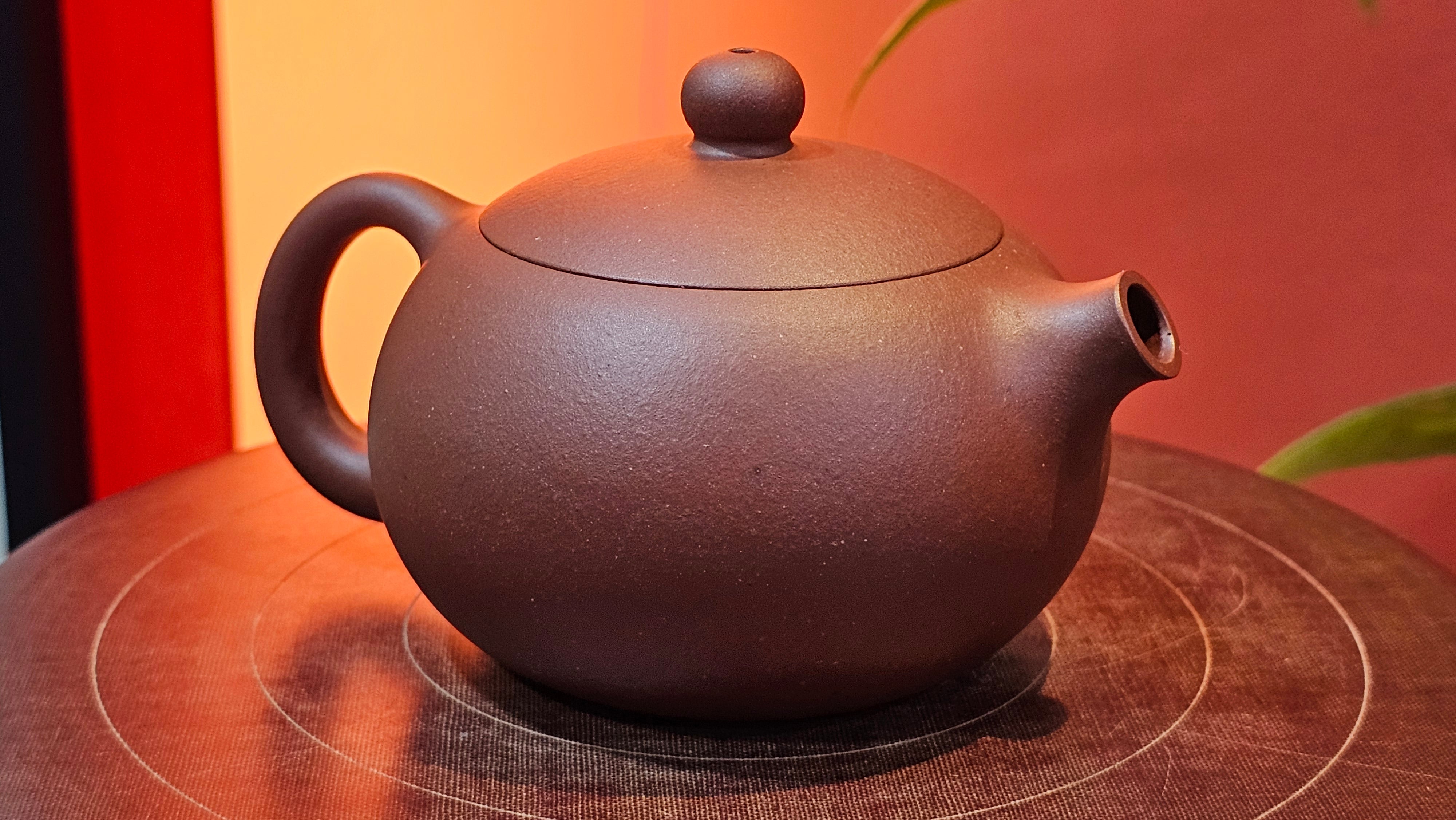 Xi Shi 西施, 144.5ml, Di Cao Qing Zi Ni 底槽青紫泥, by Craftsman Gu Xiao Ming 顾小明 ~ Congratulations!to Ms M.S., 2125hrs 11th August 2025, Conshohocken! PA.