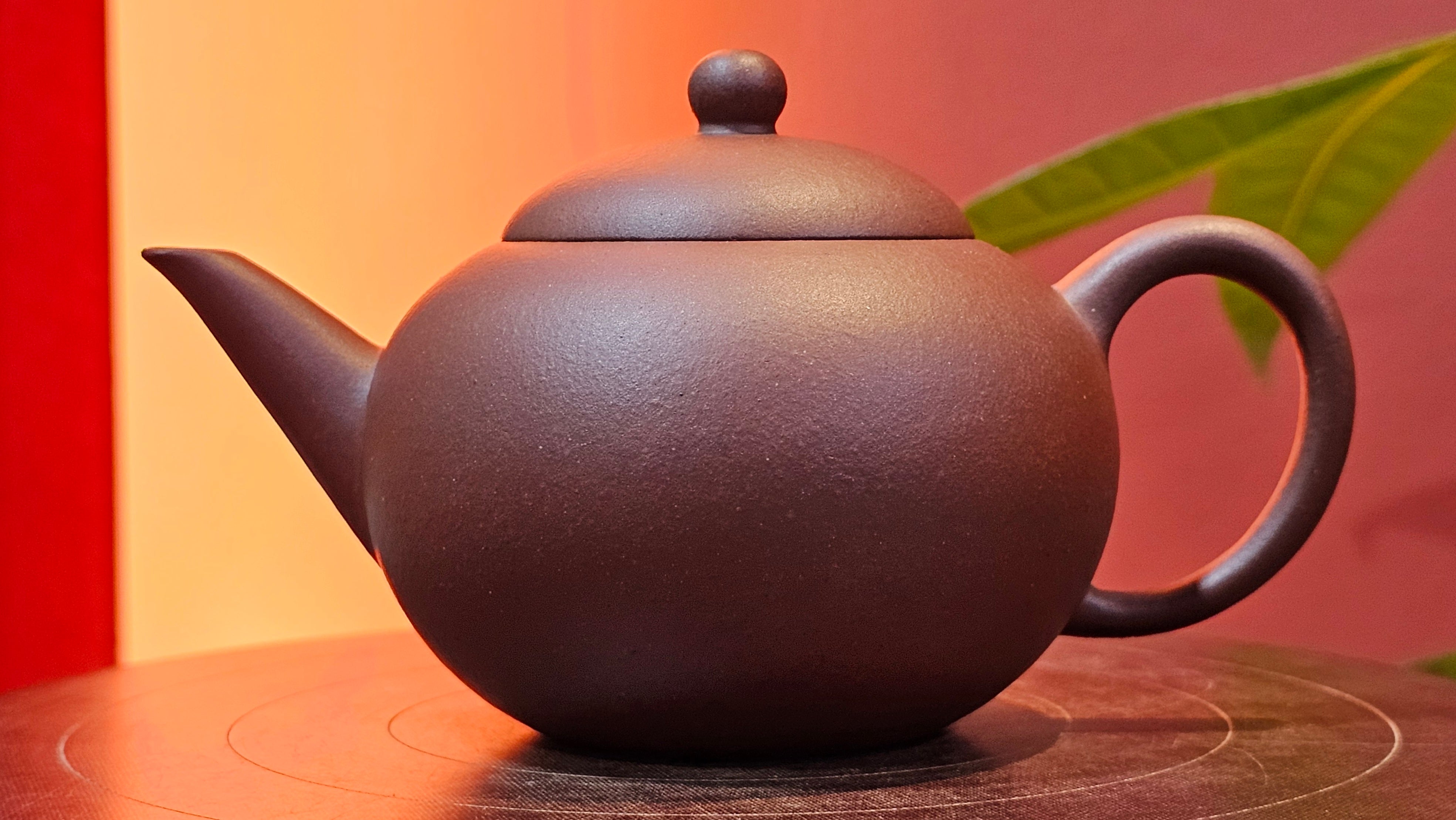 Shui Ping 水平, 161.2ml, Di Cao Qing Zi Ni 底槽青紫泥, by Craftsman Gu Xiao Ming 顾小明 ~ Congratulations to Mr S.H.! 1942hrs 16th August 2025, Arcata! CA.