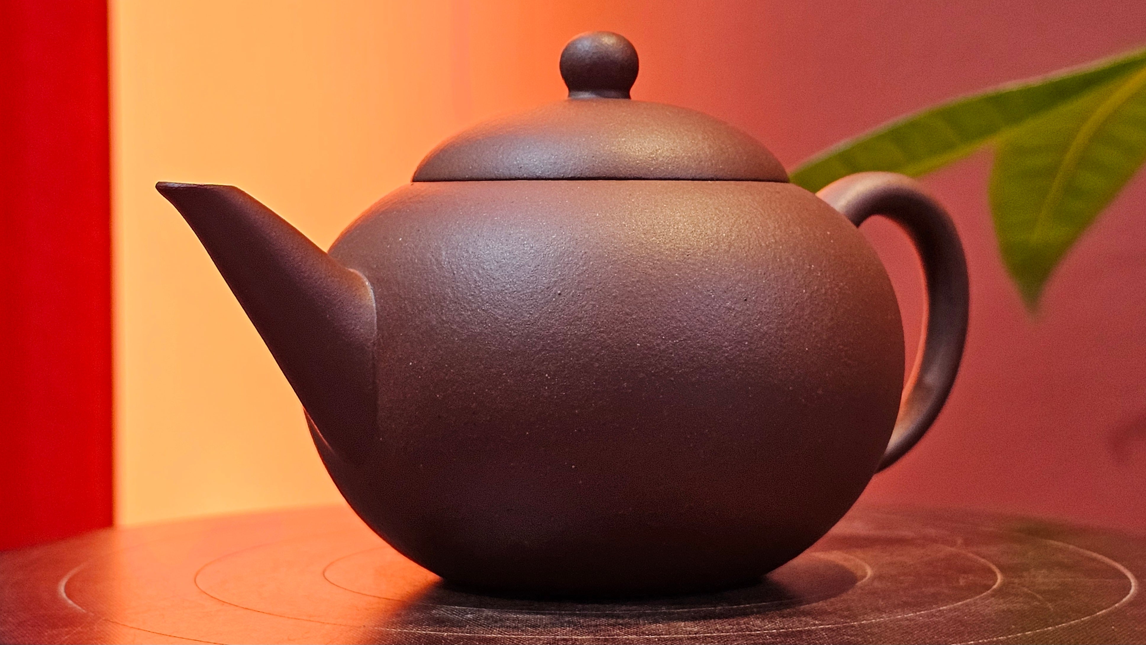 Shui Ping 水平, 161.2ml, Di Cao Qing Zi Ni 底槽青紫泥, by Craftsman Gu Xiao Ming 顾小明 ~ Congratulations to Mr S.H.! 1942hrs 16th August 2025, Arcata! CA.