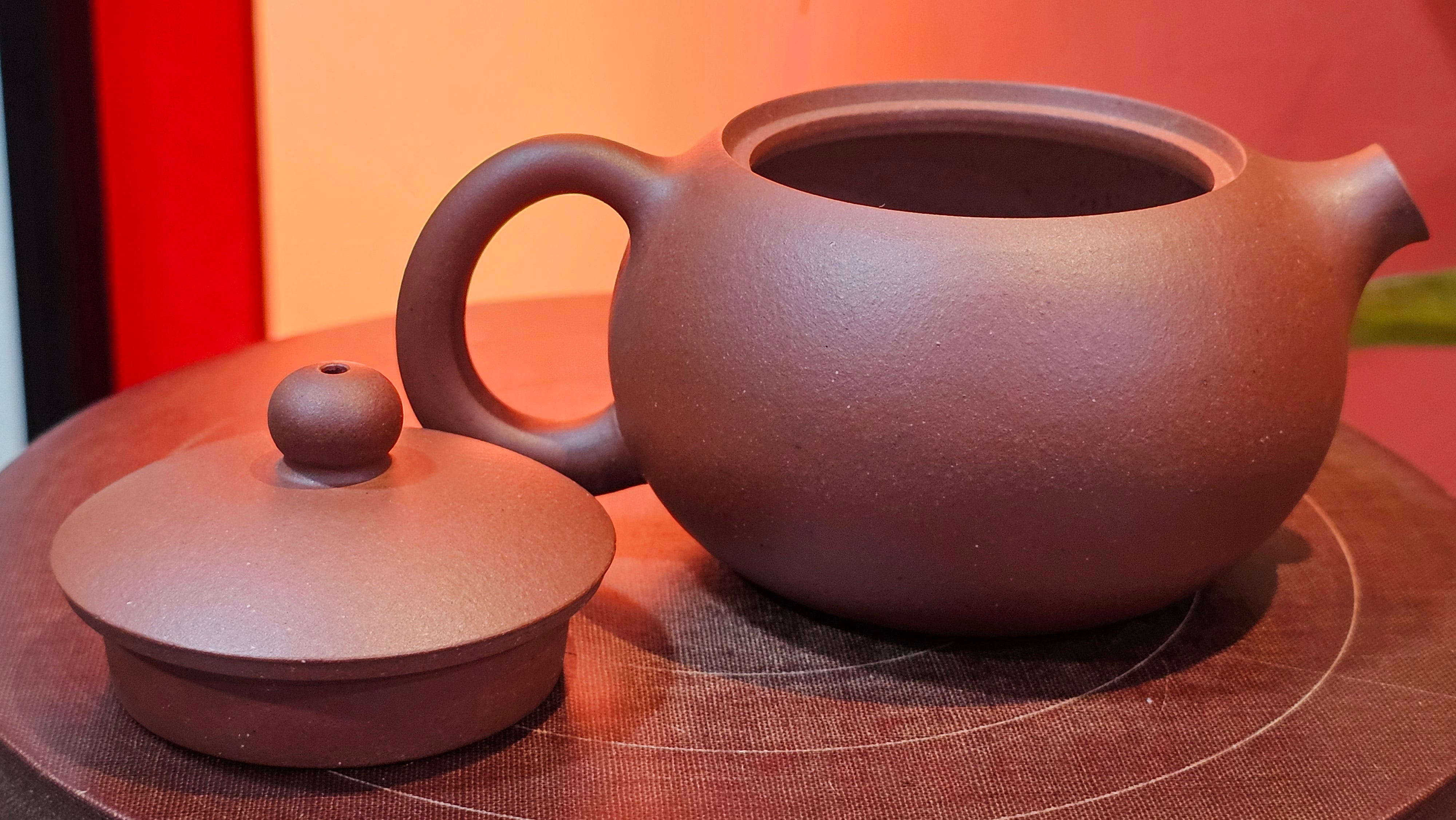 Xi Shi 西施, 144.5ml, Di Cao Qing Zi Ni 底槽青紫泥, by Craftsman Gu Xiao Ming 顾小明 ~ Congratulations!to Ms M.S., 2125hrs 11th August 2025, Conshohocken! PA.