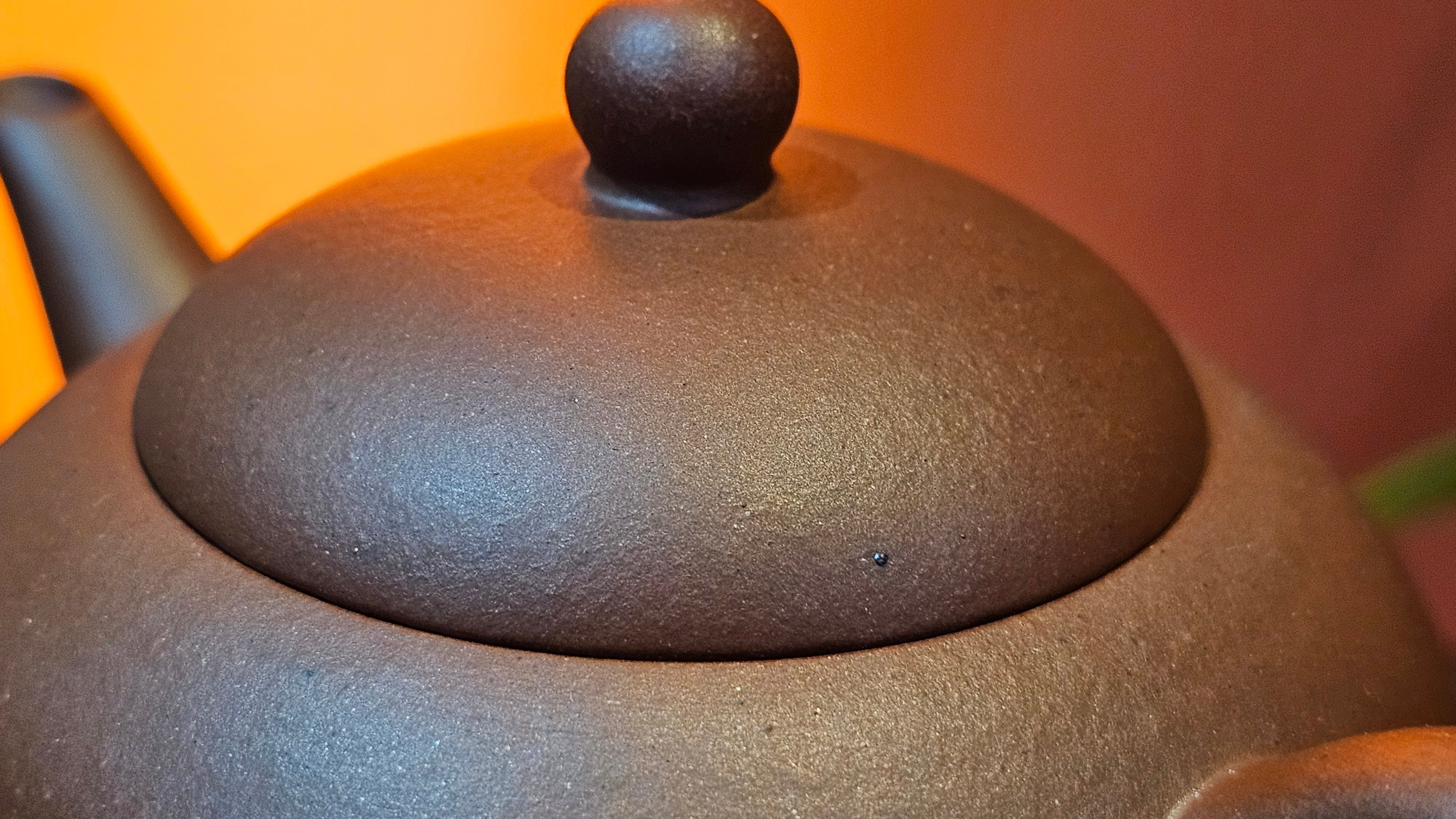 Shui Ping 水平, 161.2ml, Di Cao Qing Zi Ni 底槽青紫泥, by Craftsman Gu Xiao Ming 顾小明 ~ Congratulations to Mr S.H.! 1942hrs 16th August 2025, Arcata! CA.