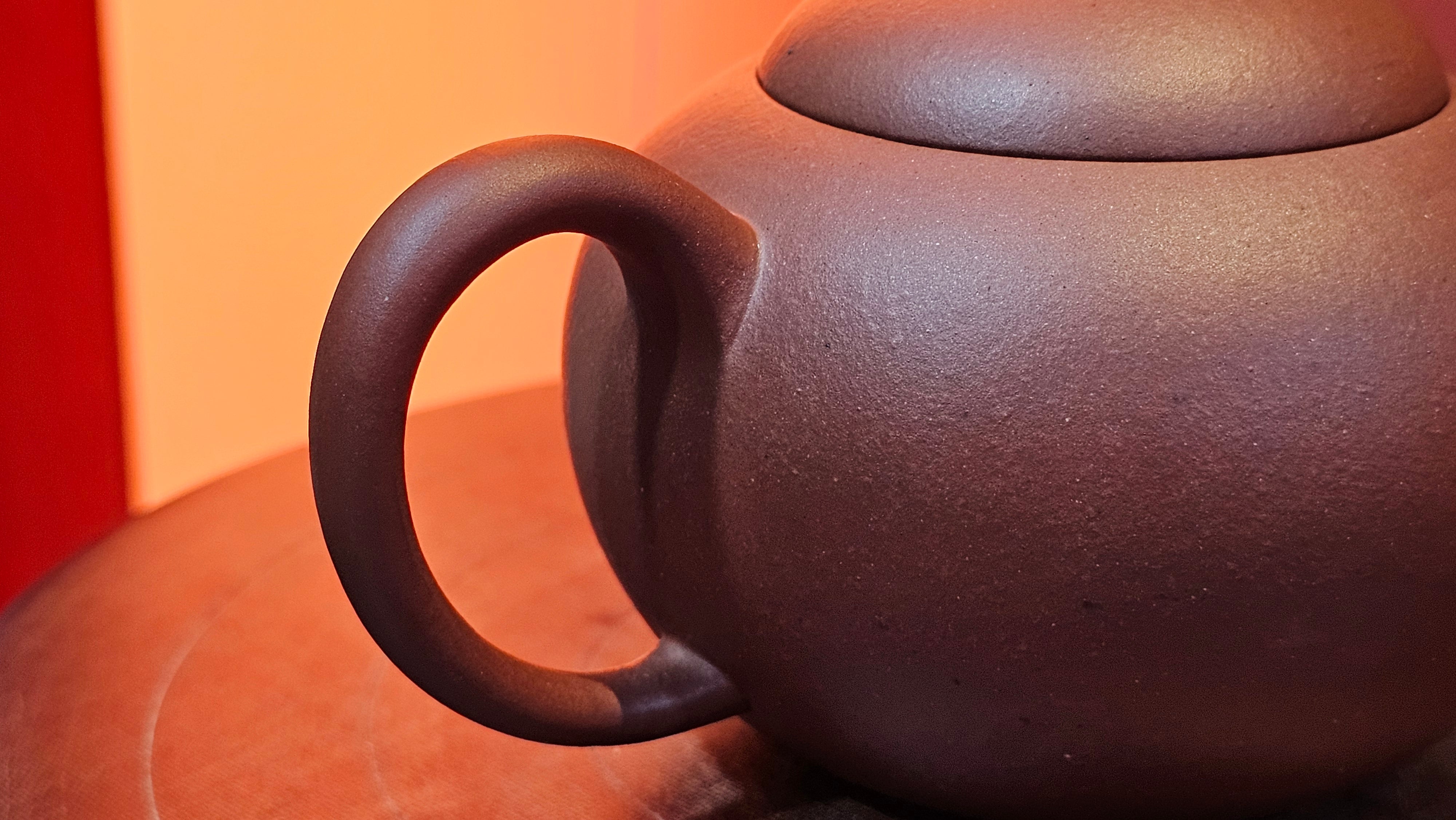 Shui Ping 水平, 161.2ml, Di Cao Qing Zi Ni 底槽青紫泥, by Craftsman Gu Xiao Ming 顾小明 ~ Congratulations to Mr S.H.! 1942hrs 16th August 2025, Arcata! CA.