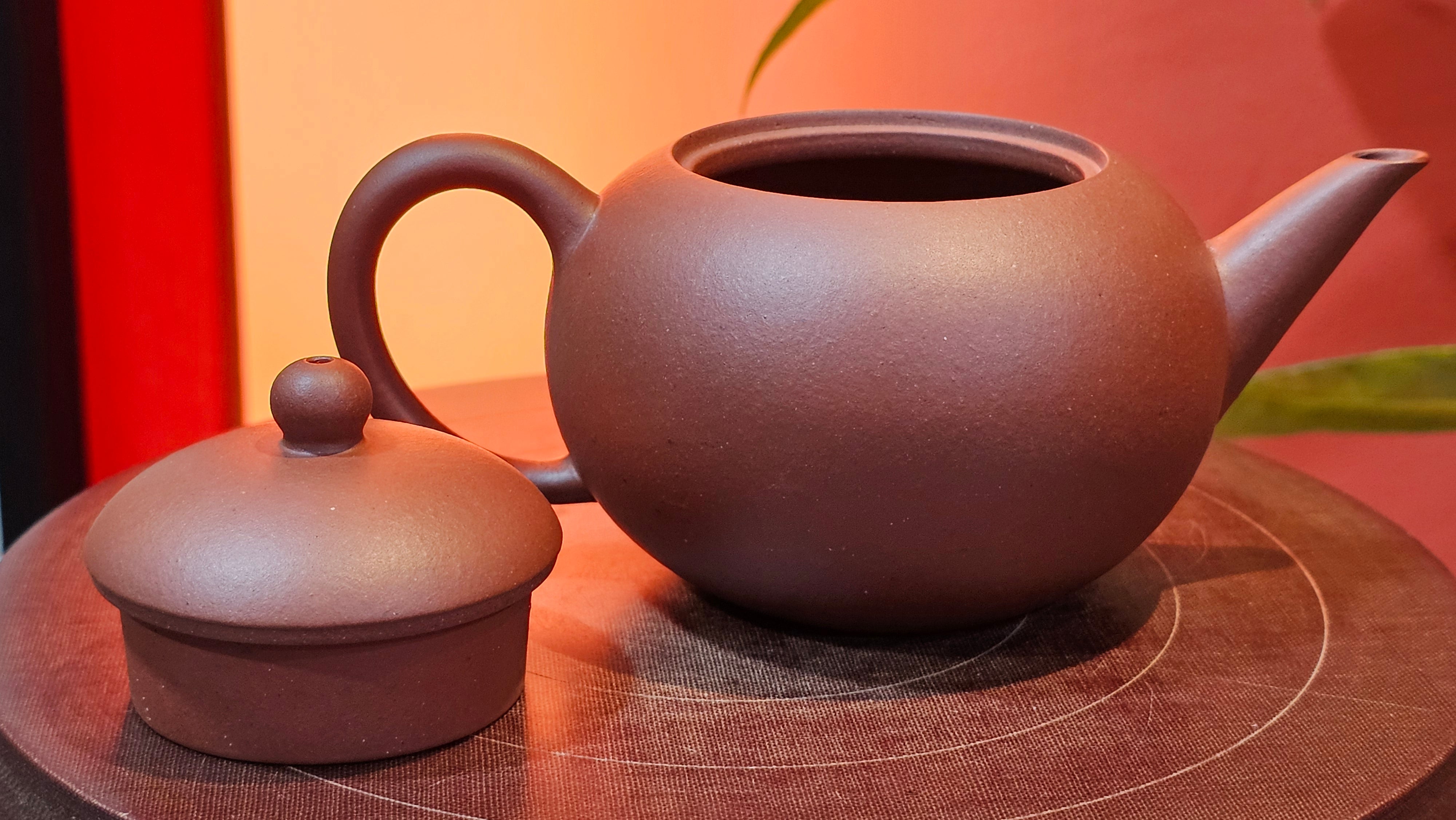 Shui Ping 水平, 161.2ml, Di Cao Qing Zi Ni 底槽青紫泥, by Craftsman Gu Xiao Ming 顾小明 ~ Congratulations to Mr S.H.! 1942hrs 16th August 2025, Arcata! CA.