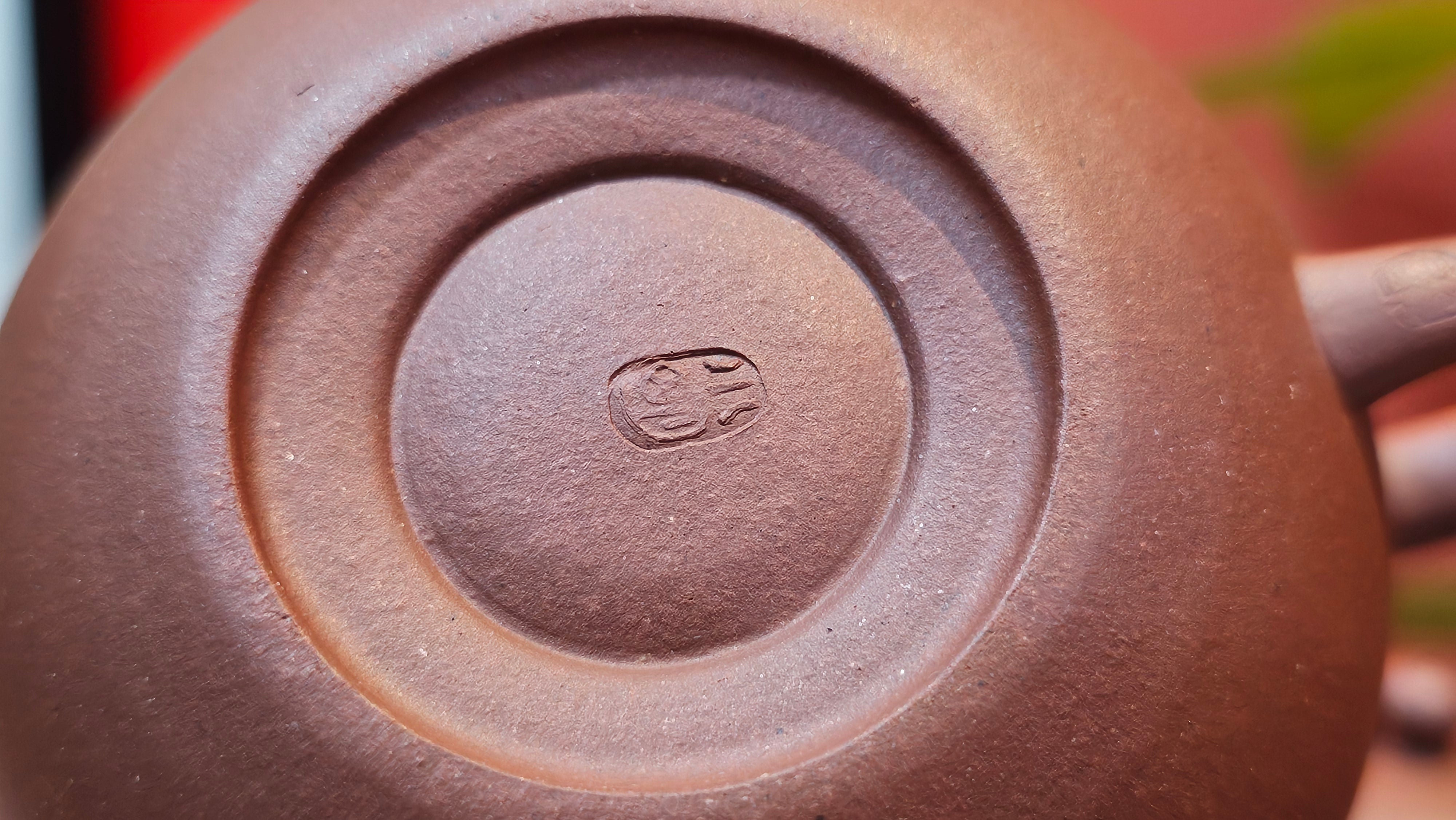 Shui Ping 水平, 161.2ml, Di Cao Qing Zi Ni 底槽青紫泥, by Craftsman Gu Xiao Ming 顾小明 ~ Congratulations to Mr S.H.! 1942hrs 16th August 2025, Arcata! CA.