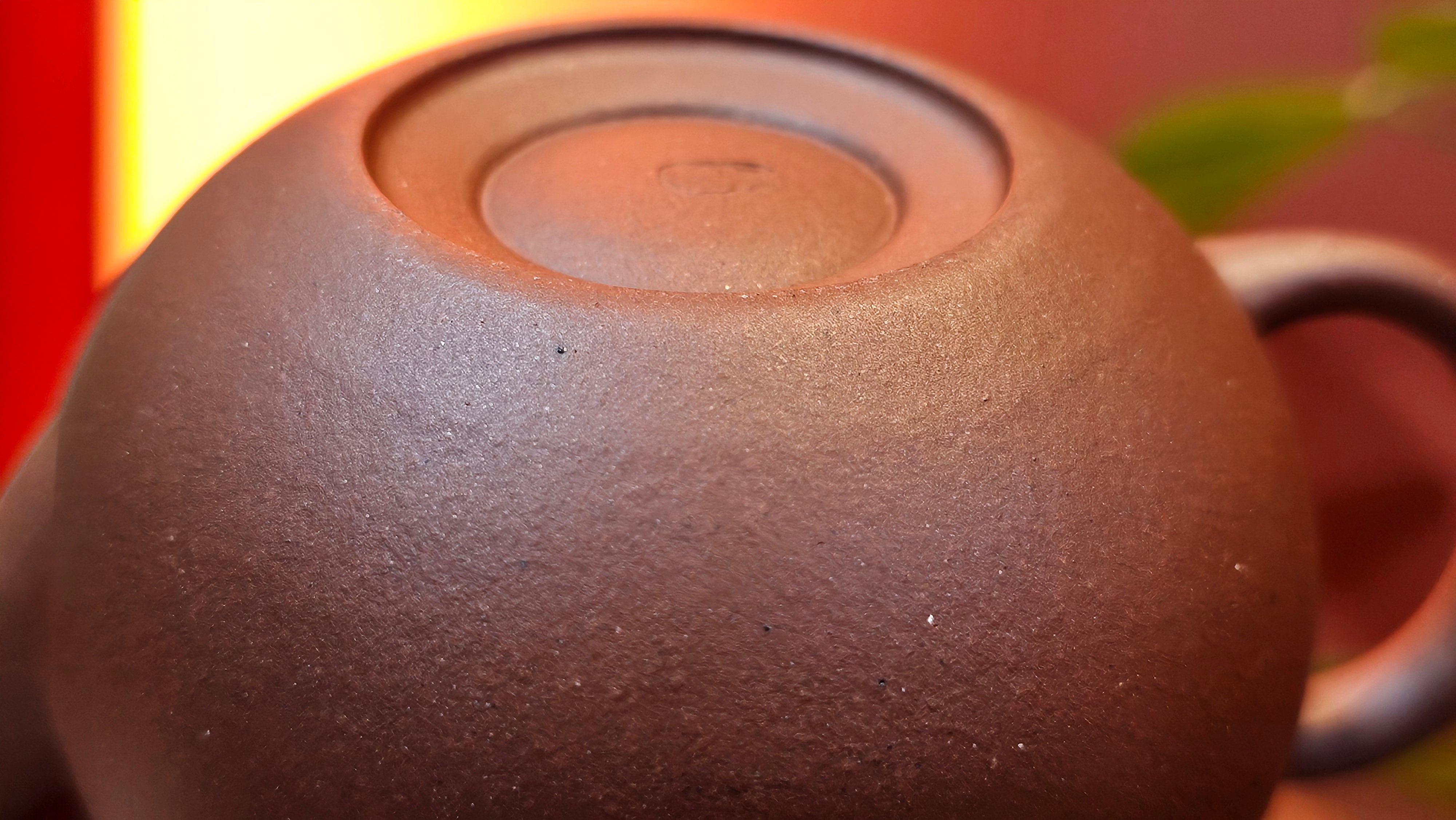 Shui Ping 水平, 161.2ml, Di Cao Qing Zi Ni 底槽青紫泥, by Craftsman Gu Xiao Ming 顾小明 ~ Congratulations to Mr S.H.! 1942hrs 16th August 2025, Arcata! CA.