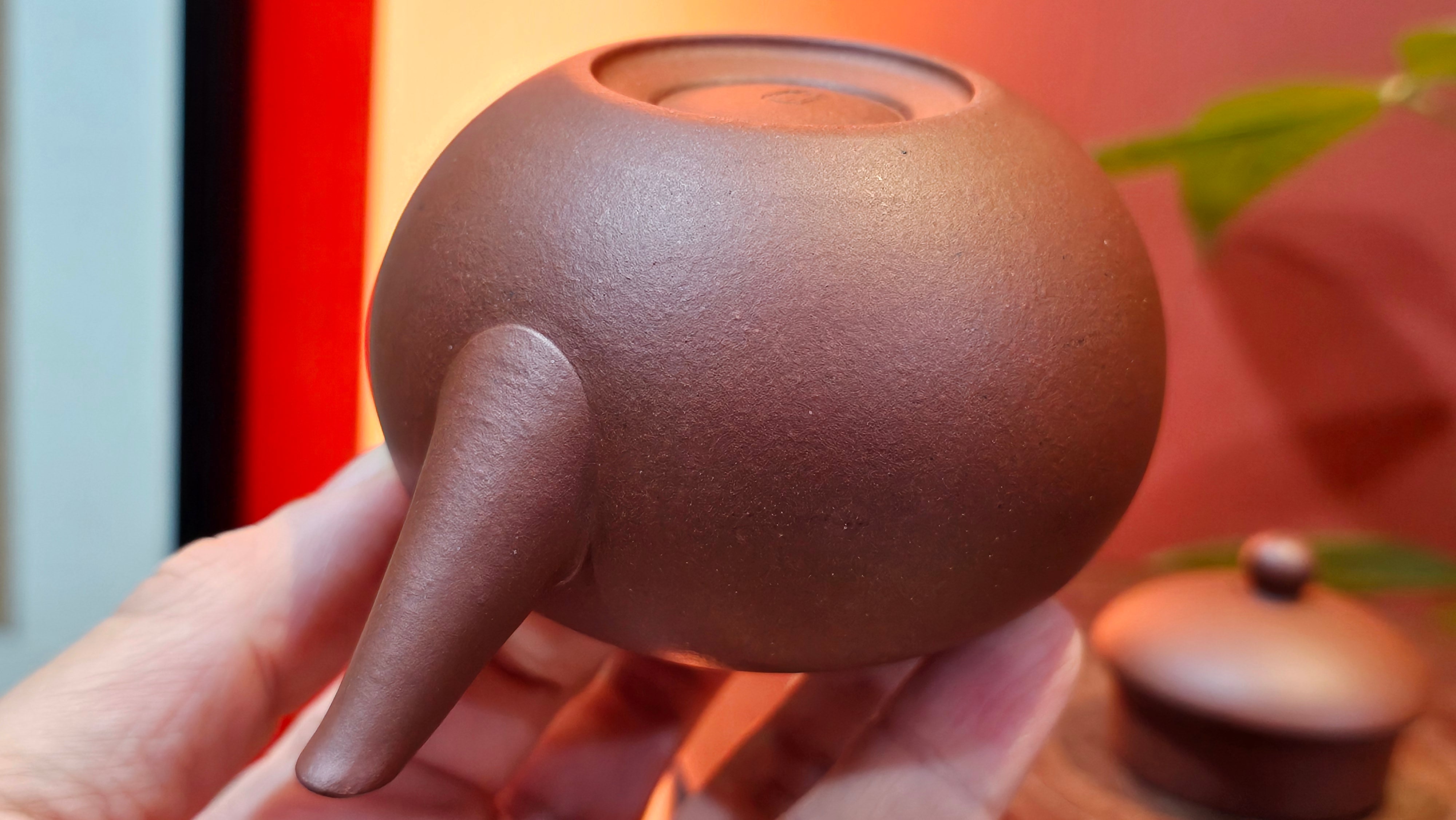 Shui Ping 水平, 161.2ml, Di Cao Qing Zi Ni 底槽青紫泥, by Craftsman Gu Xiao Ming 顾小明 ~ Congratulations to Mr S.H.! 1942hrs 16th August 2025, Arcata! CA.