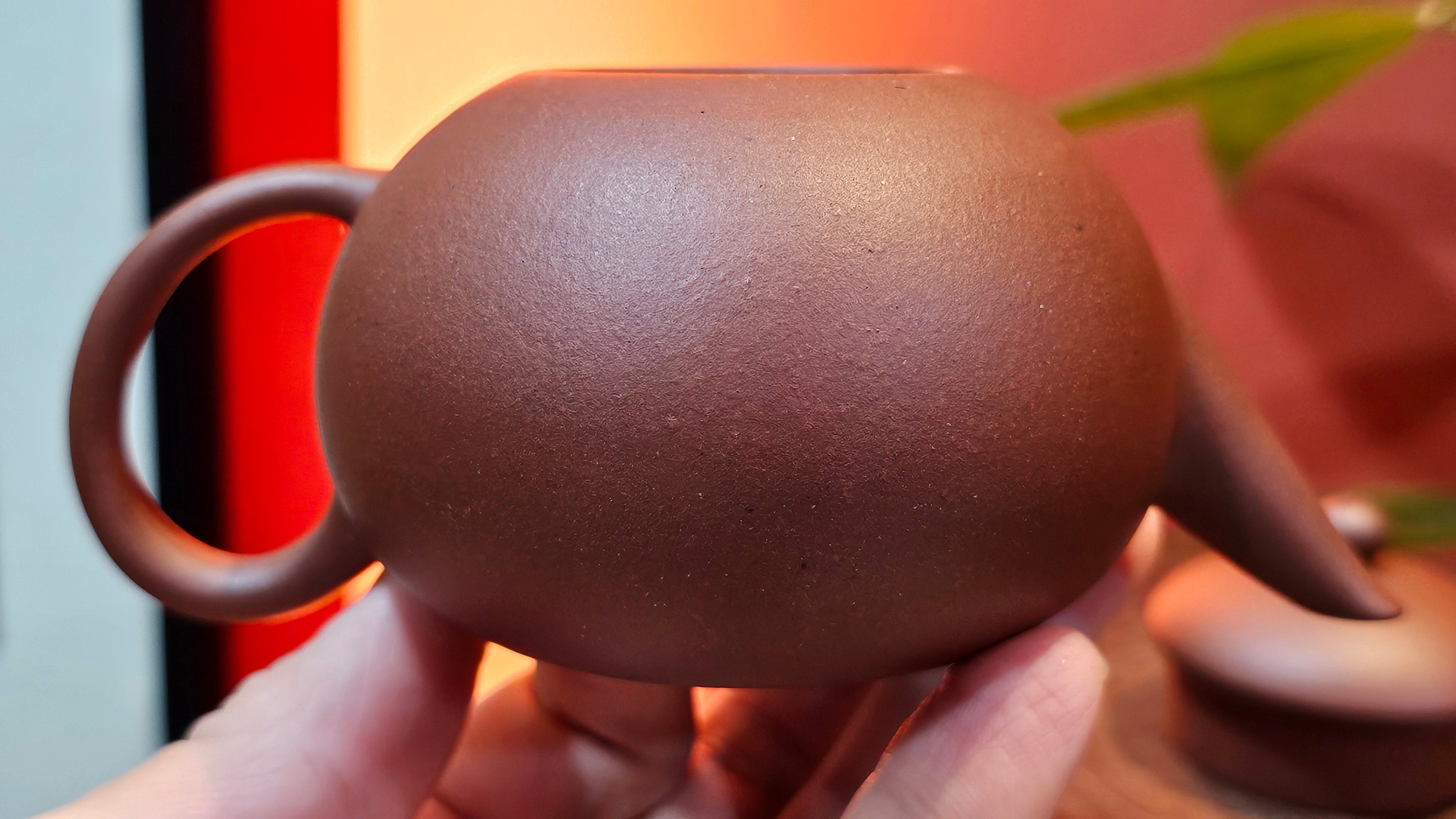 Shui Ping 水平, 161.2ml, Di Cao Qing Zi Ni 底槽青紫泥, by Craftsman Gu Xiao Ming 顾小明 ~ Congratulations to Mr S.H.! 1942hrs 16th August 2025, Arcata! CA.