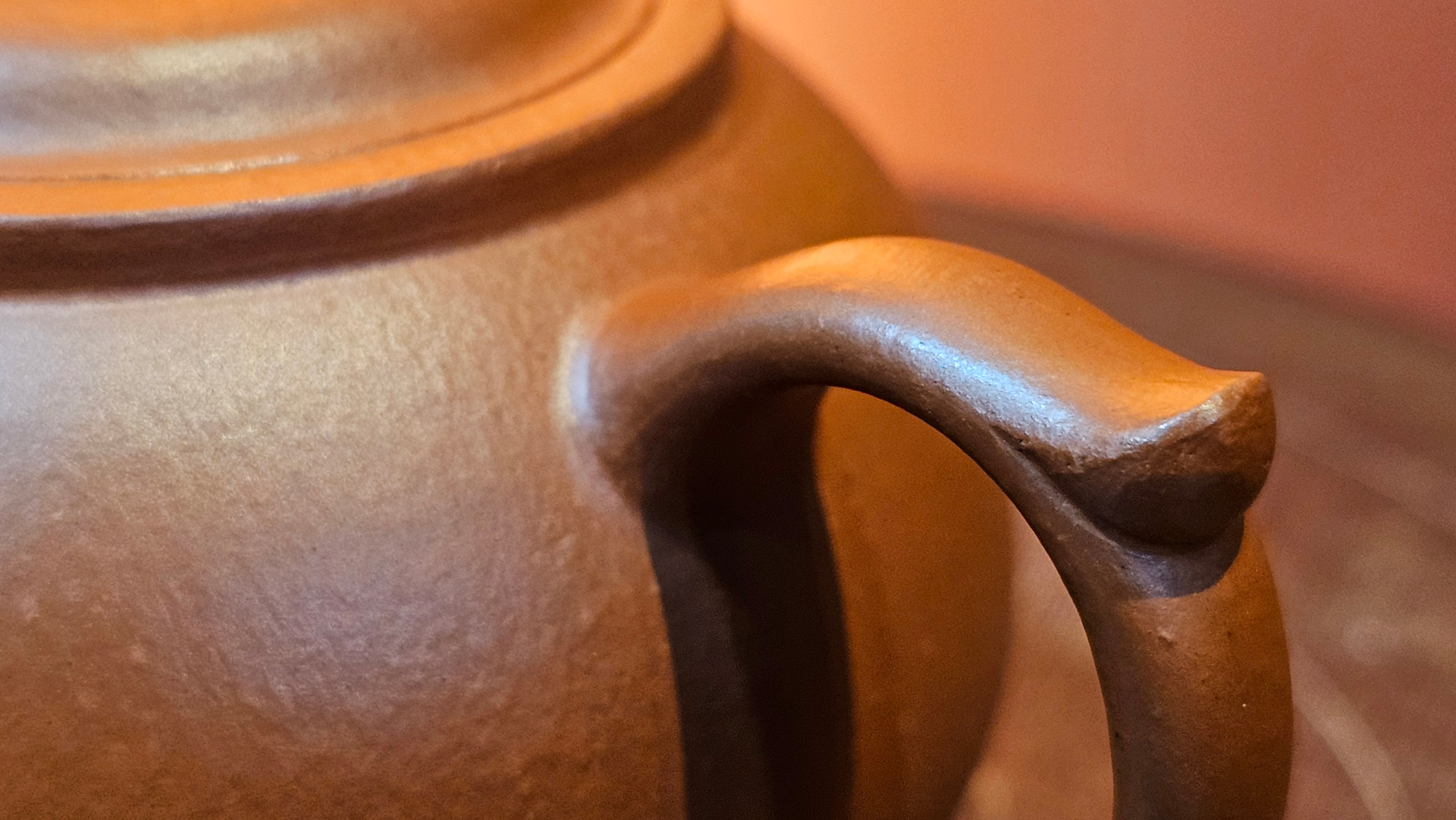 Guan Bo 观博, 94.6ml, Xiao Mei Yao Zhu Ni 小煤窑朱泥 by our Collaborative Craftsman Zhai Yi Yao 翟一耀。