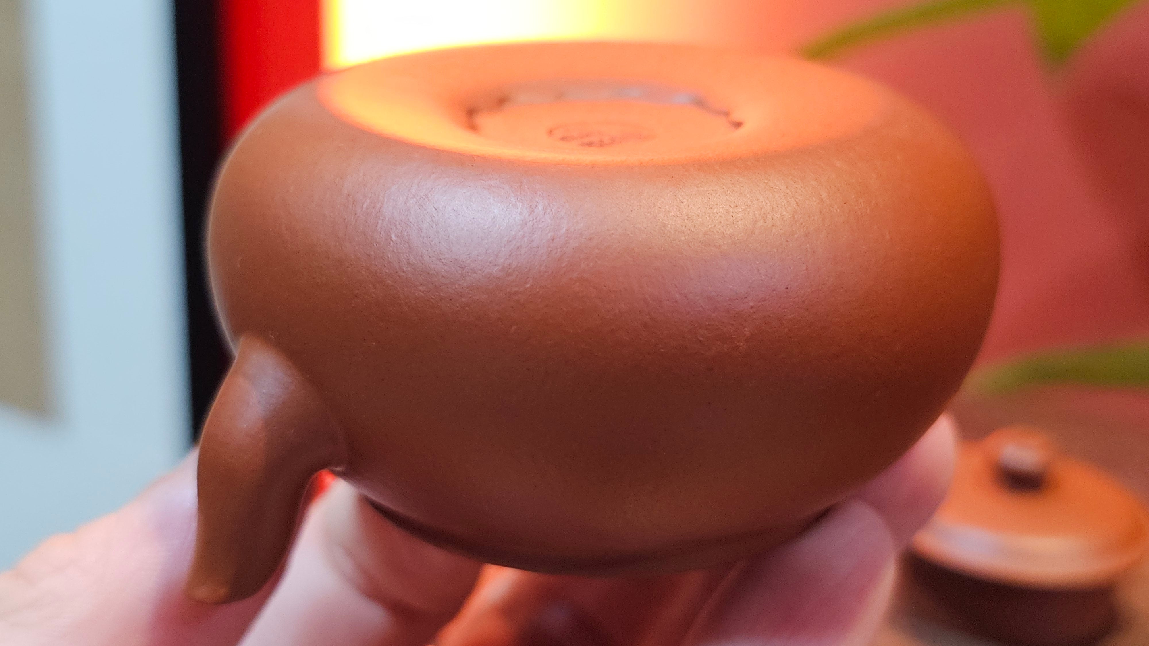 Guan Bo 观博, 94.6ml, Xiao Mei Yao Zhu Ni 小煤窑朱泥 by our Collaborative Craftsman Zhai Yi Yao 翟一耀。