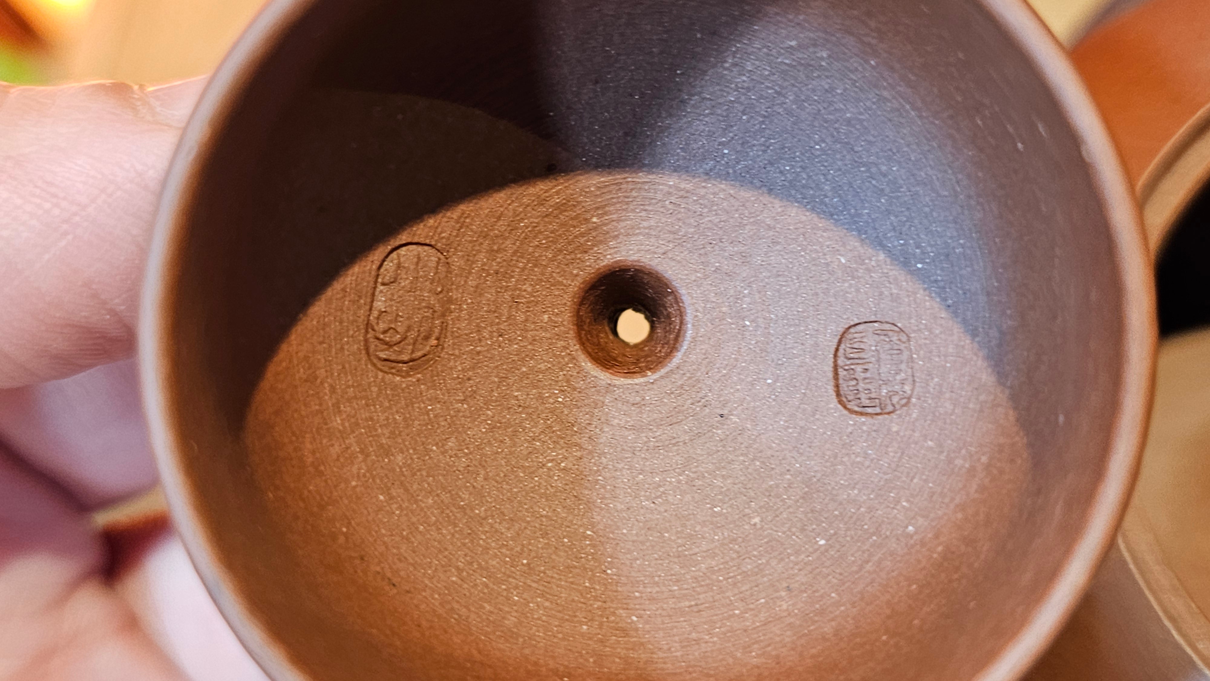 Shui Ping 水平, 161.2ml, Di Cao Qing Zi Ni 底槽青紫泥, by Craftsman Gu Xiao Ming 顾小明 ~ Congratulations to Mr S.H.! 1942hrs 16th August 2025, Arcata! CA.