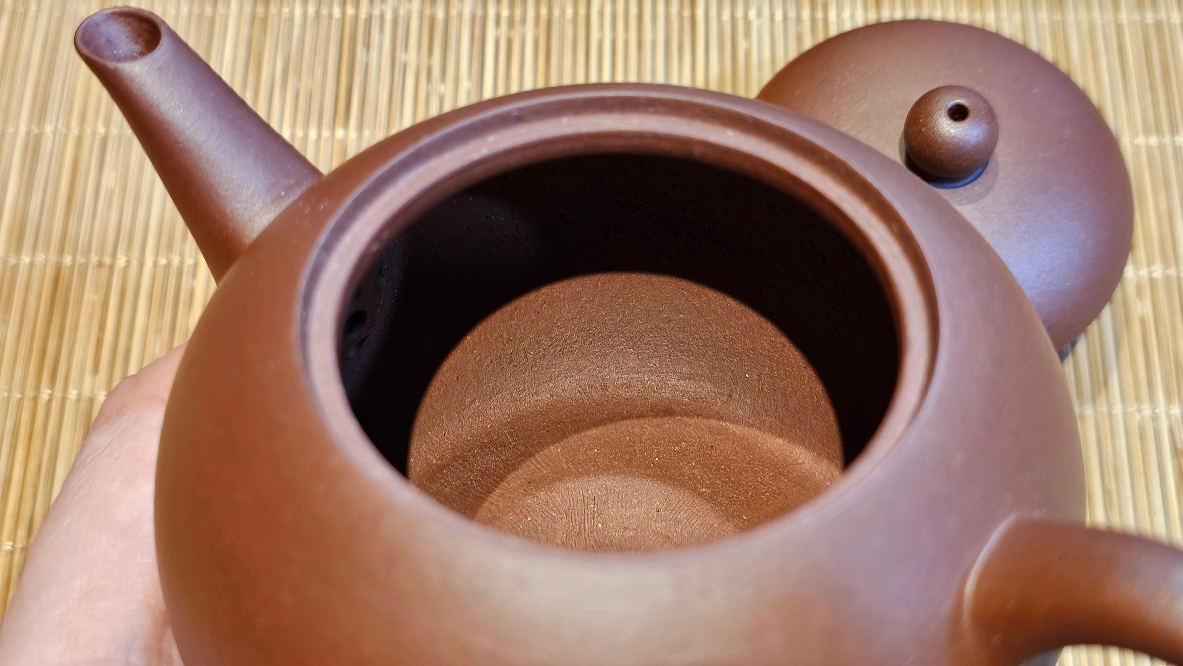 Shui Ping 水平, 161.2ml, Di Cao Qing Zi Ni 底槽青紫泥, by Craftsman Gu Xiao Ming 顾小明 ~ Congratulations to Mr S.H.! 1942hrs 16th August 2025, Arcata! CA.