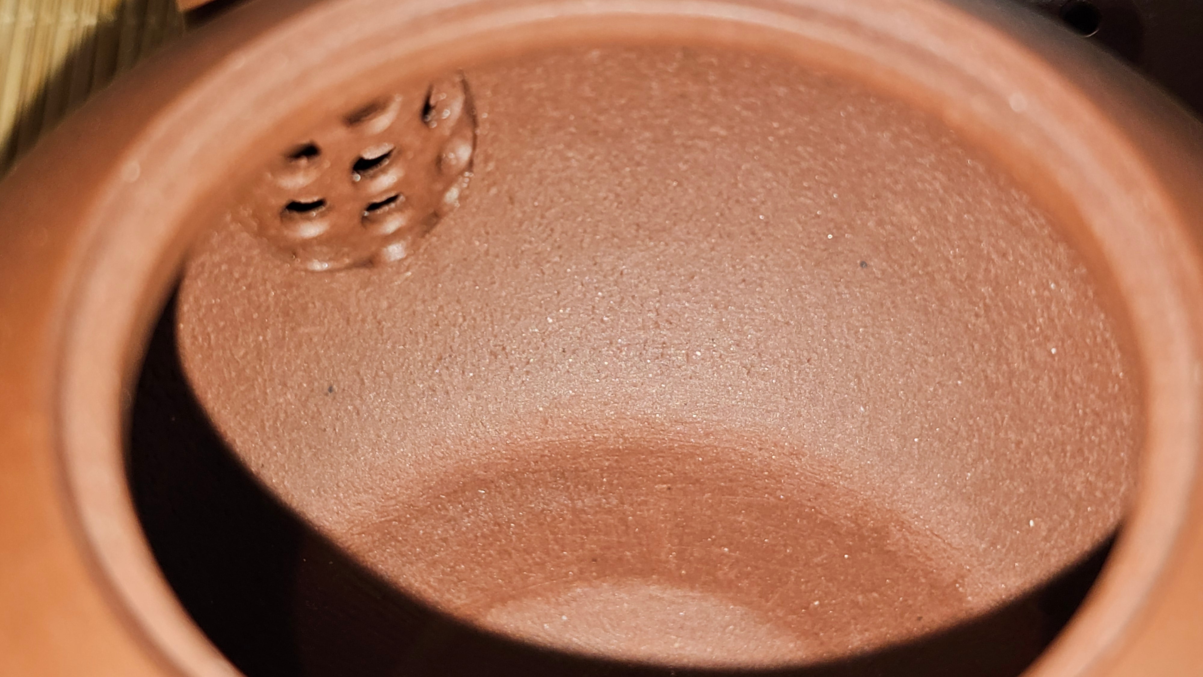 Shui Ping 水平, 161.2ml, Di Cao Qing Zi Ni 底槽青紫泥, by Craftsman Gu Xiao Ming 顾小明 ~ Congratulations to Mr S.H.! 1942hrs 16th August 2025, Arcata! CA.