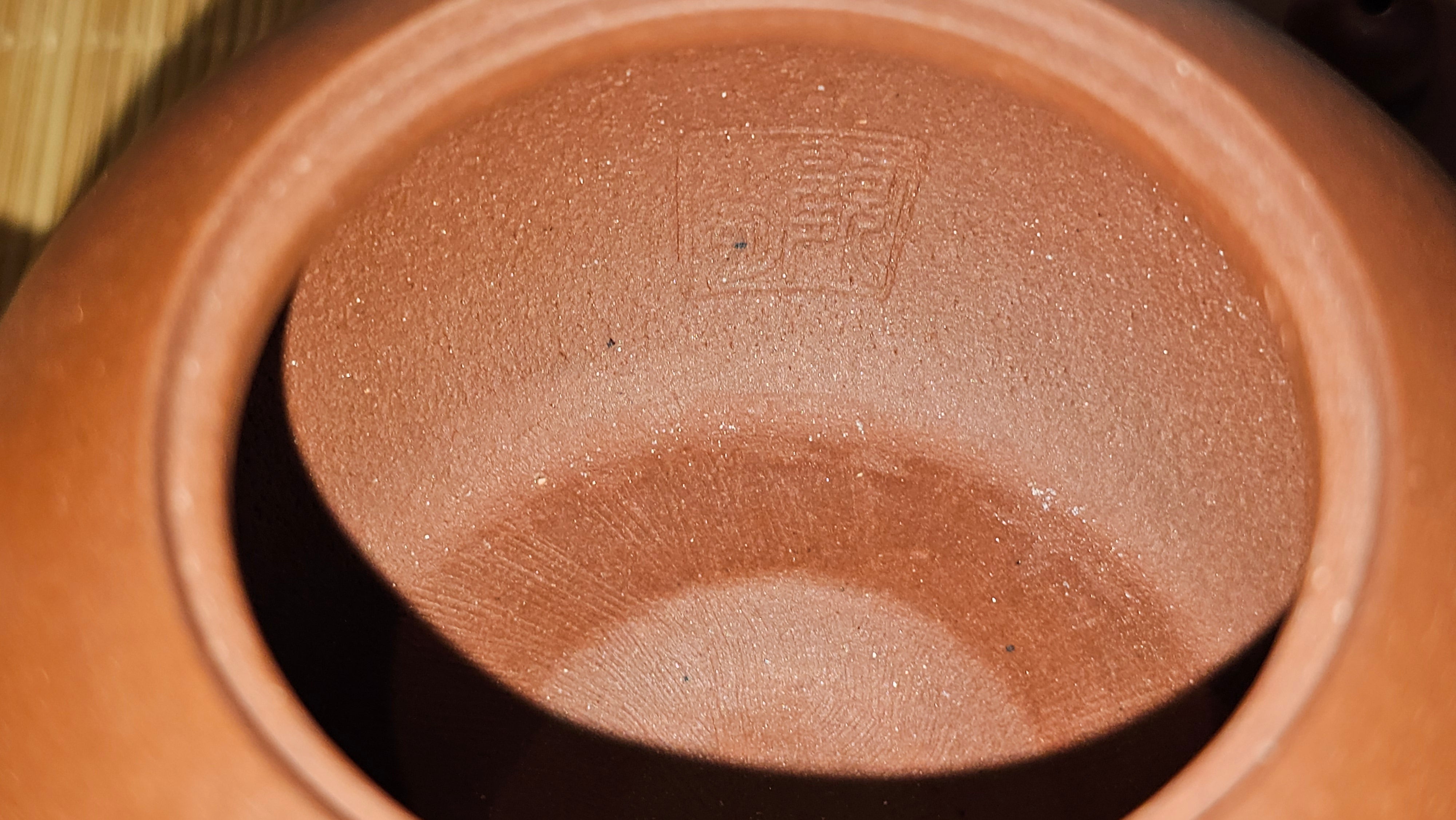 Shui Ping 水平, 161.2ml, Di Cao Qing Zi Ni 底槽青紫泥, by Craftsman Gu Xiao Ming 顾小明 ~ Congratulations to Mr S.H.! 1942hrs 16th August 2025, Arcata! CA.