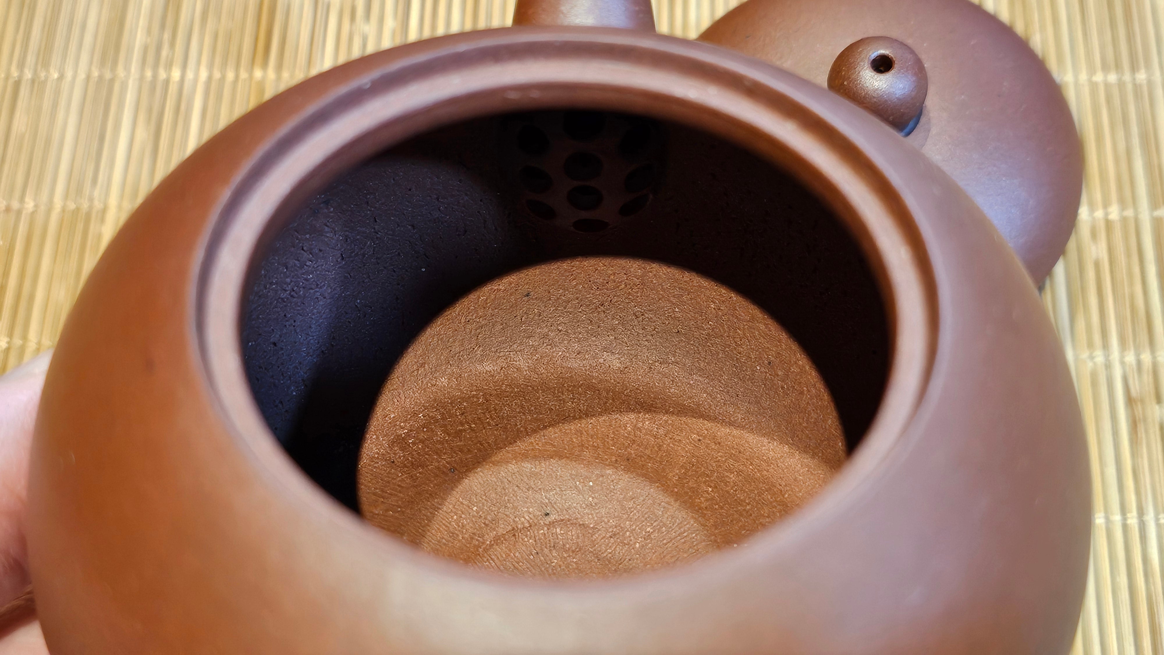 Shui Ping 水平, 161.2ml, Di Cao Qing Zi Ni 底槽青紫泥, by Craftsman Gu Xiao Ming 顾小明 ~ Congratulations to Mr S.H.! 1942hrs 16th August 2025, Arcata! CA.