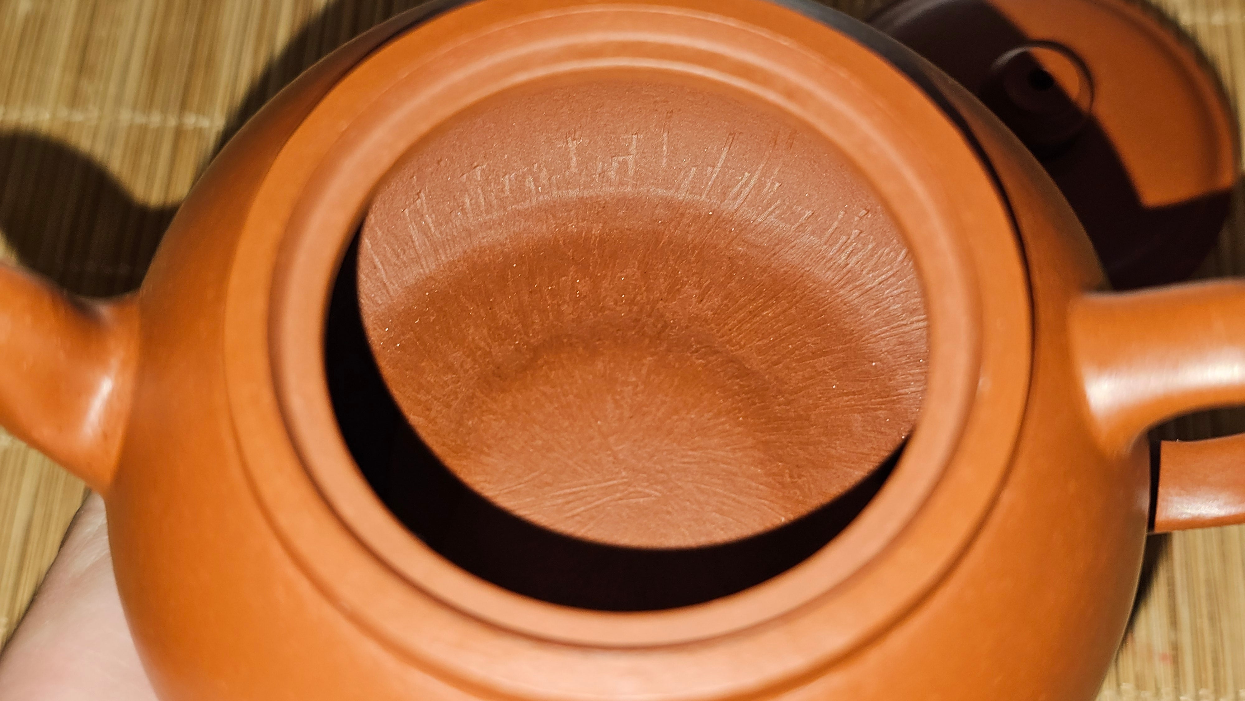 Guan Bo 观博, 94.6ml, Xiao Mei Yao Zhu Ni 小煤窑朱泥 by our Collaborative Craftsman Zhai Yi Yao 翟一耀。