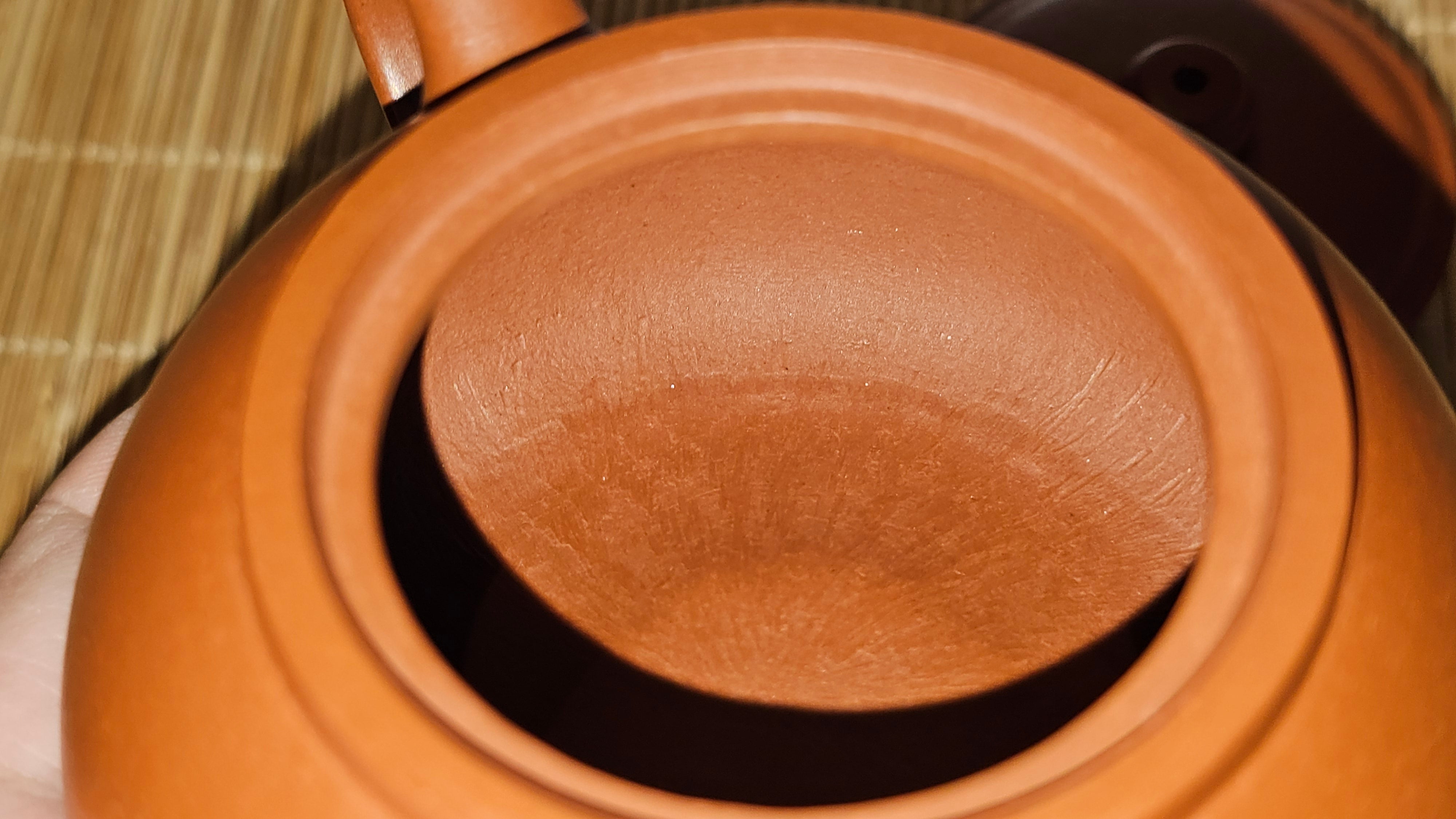 Guan Bo 观博, 94.6ml, Xiao Mei Yao Zhu Ni 小煤窑朱泥 by our Collaborative Craftsman Zhai Yi Yao 翟一耀。