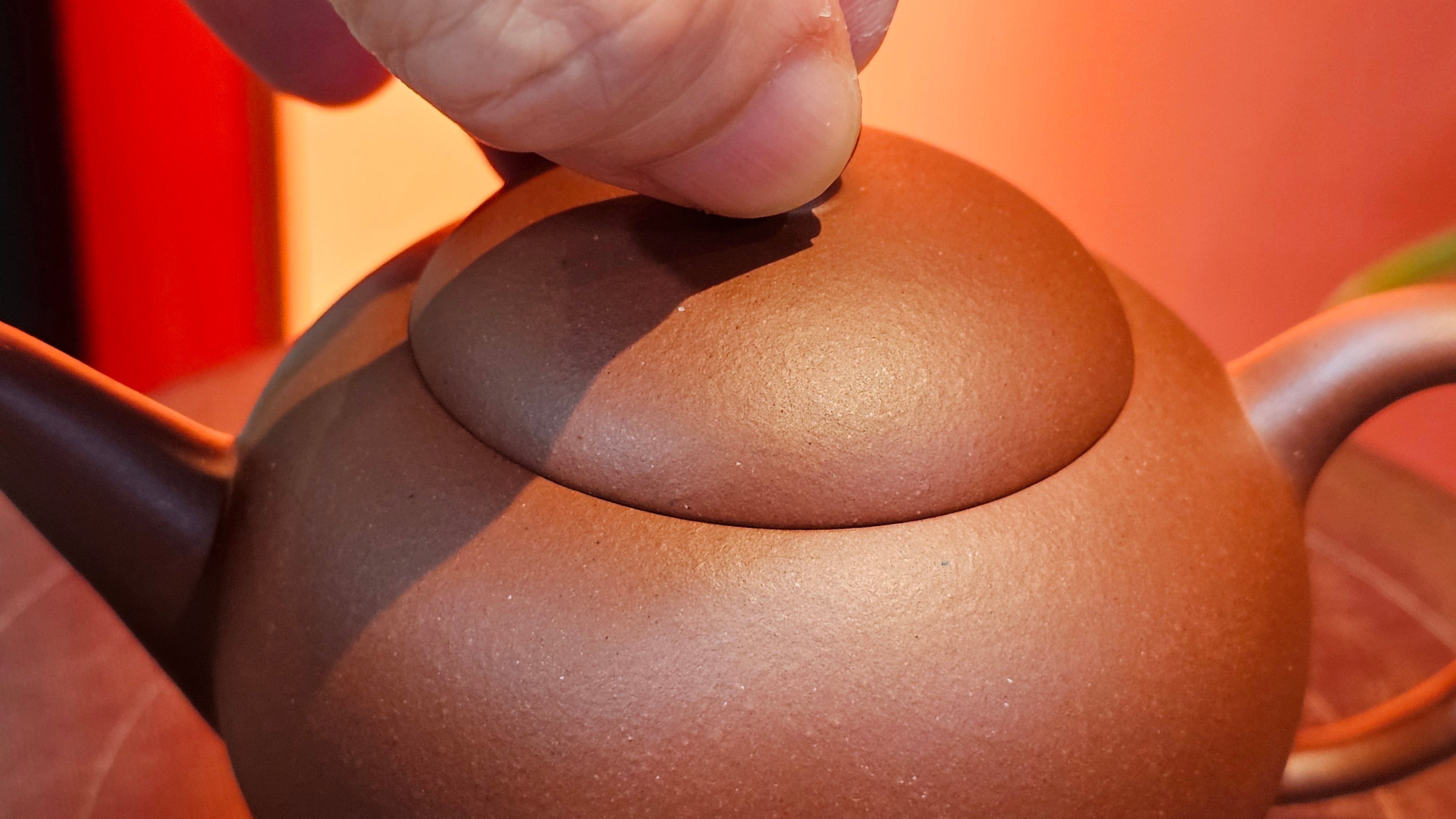 Shui Ping 水平, 161.2ml, Di Cao Qing Zi Ni 底槽青紫泥, by Craftsman Gu Xiao Ming 顾小明 ~ Congratulations to Mr S.H.! 1942hrs 16th August 2025, Arcata! CA.